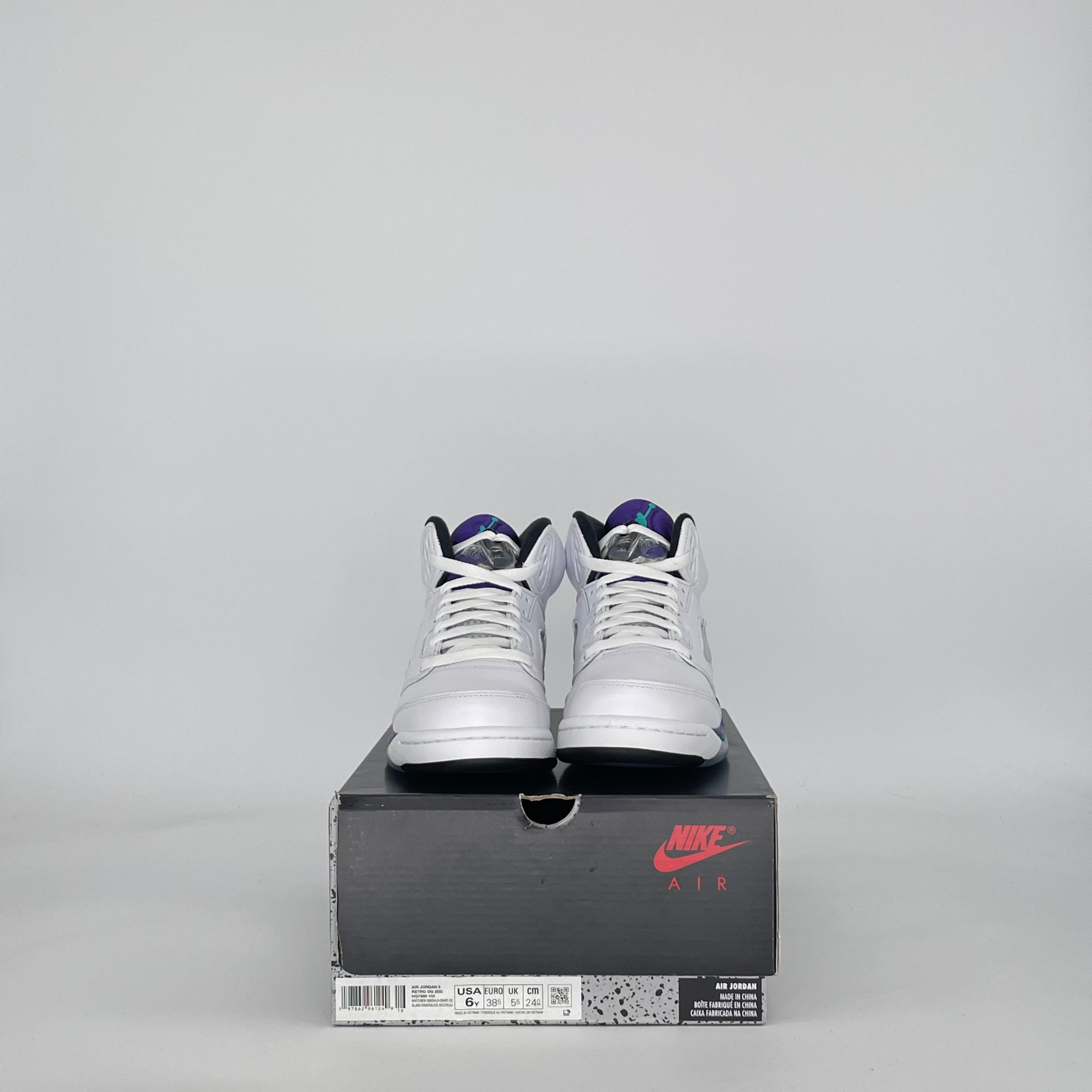 AIR JORDAN 5 GRAPE HQ7980-100 SIZE 6/7.5W GS