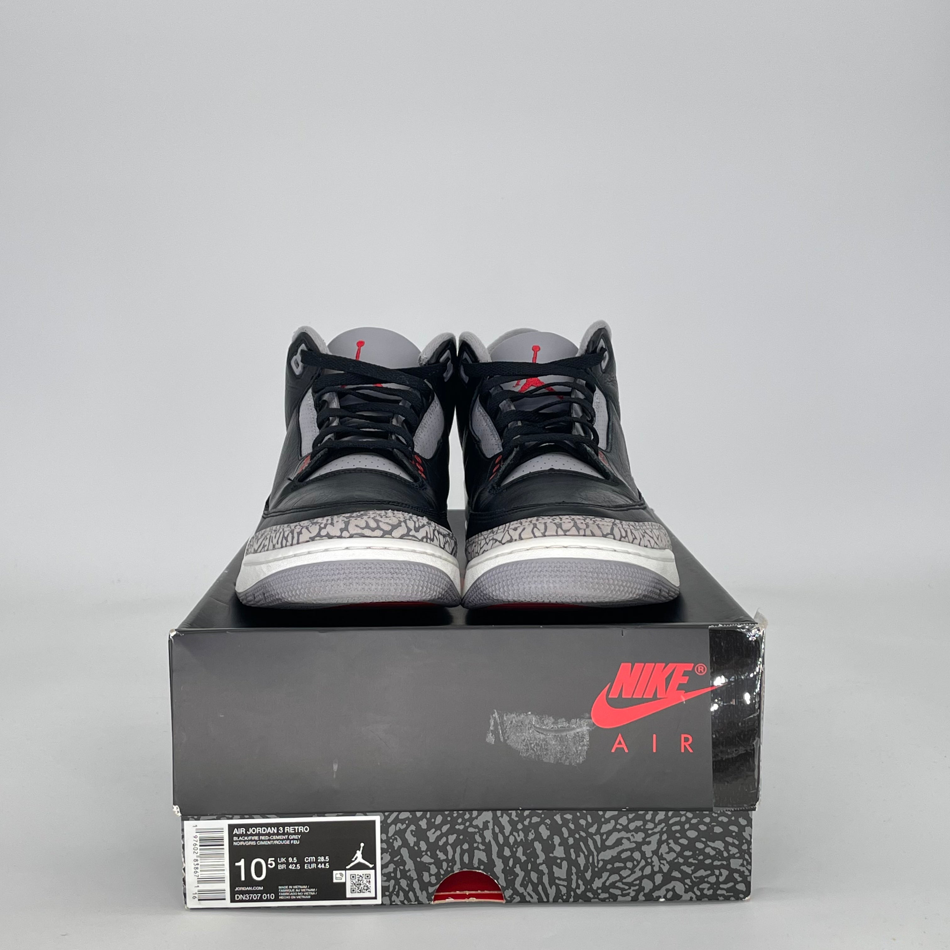 AIR JORDAN 3 BLACK CEMENT (2024) DN3707-010 SIZE 10.5/12W