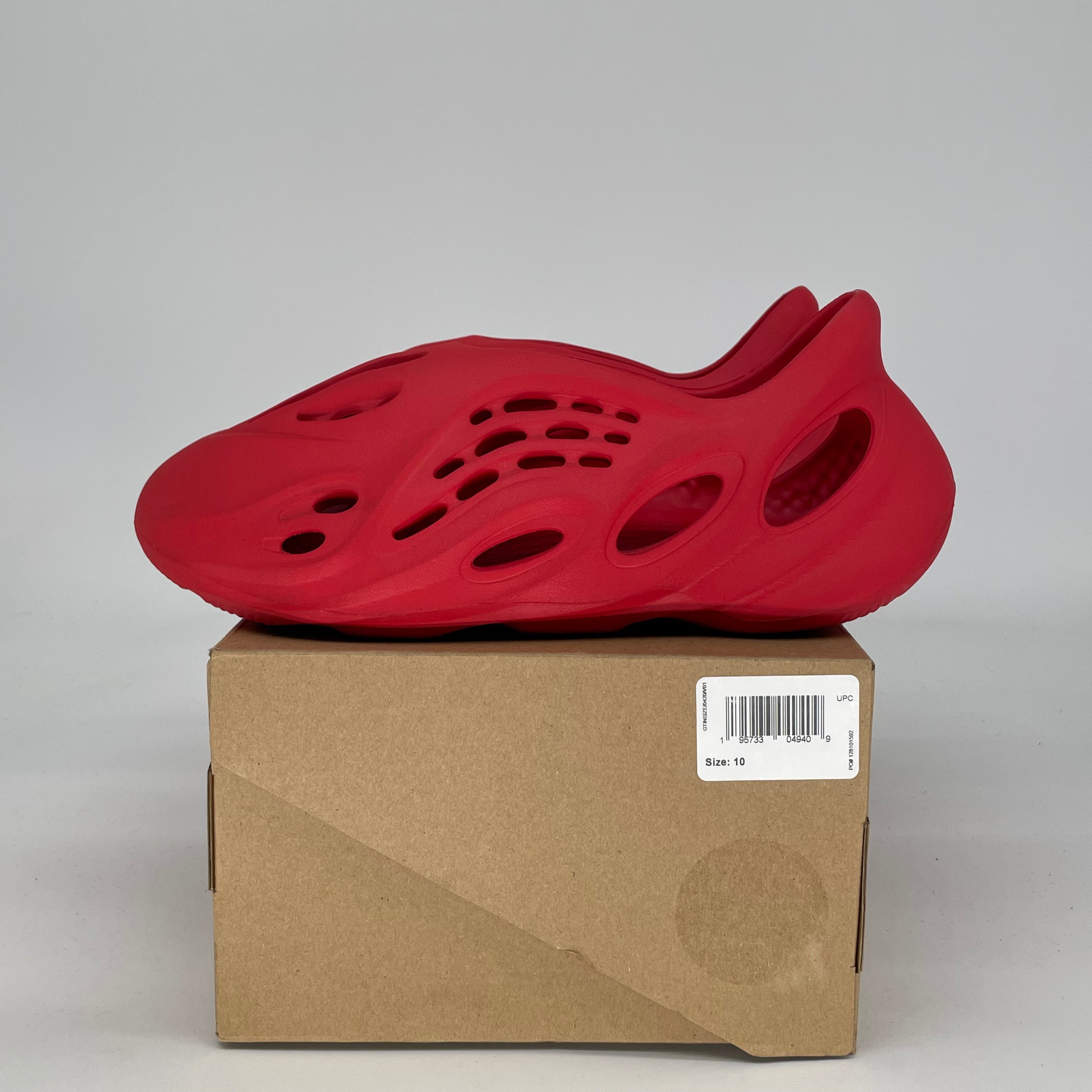 ADIDAS YEEZY FOAM RNNR VERMILLION GW3355 SIZE 10/11.5W