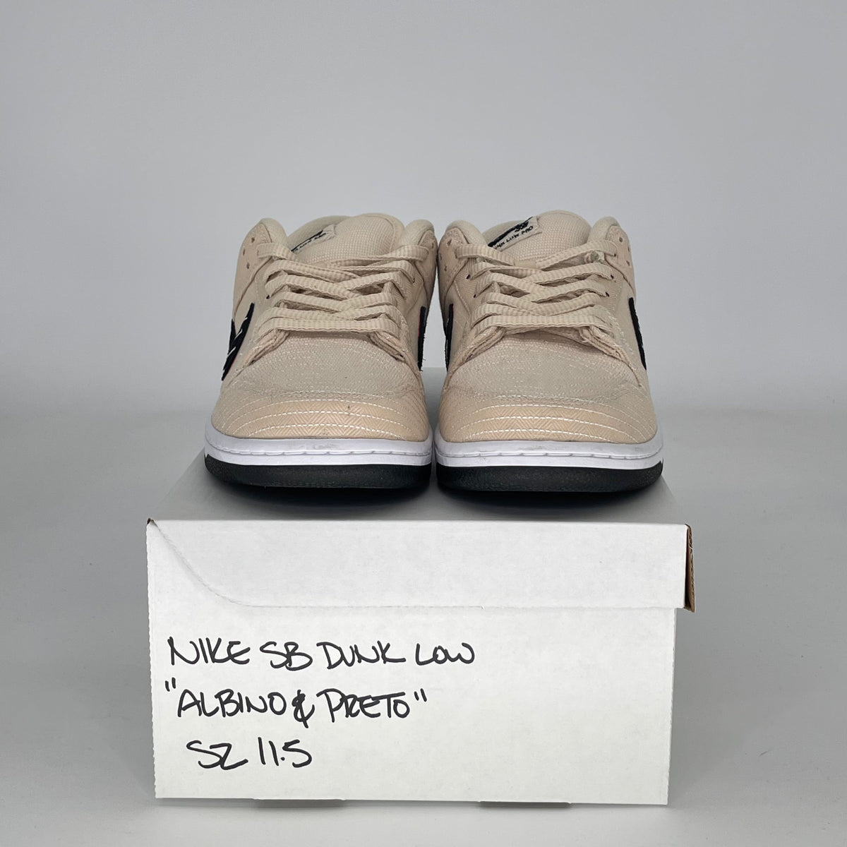 Nike SB Dunk Low Albino & Preto