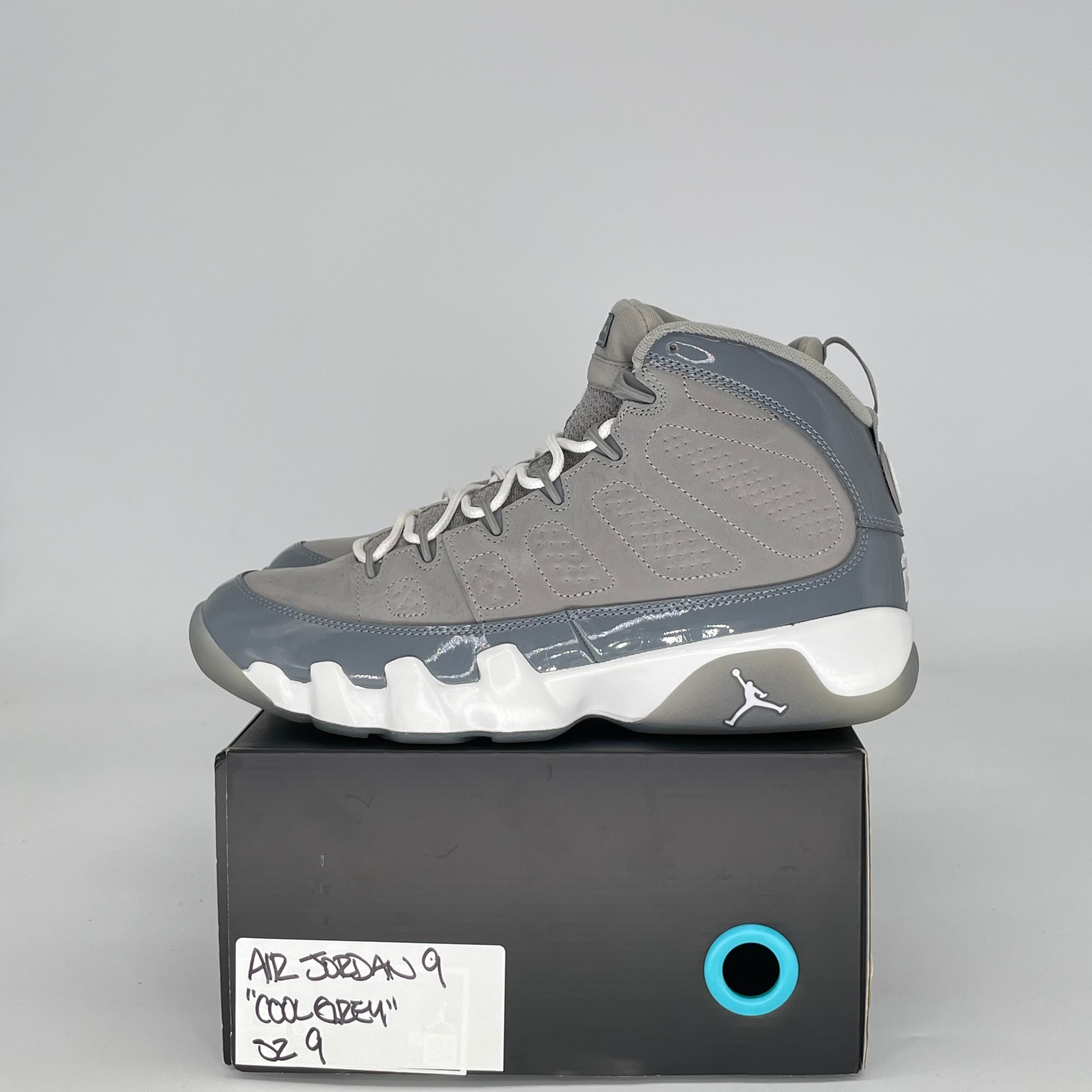 AIR JORDAN 9