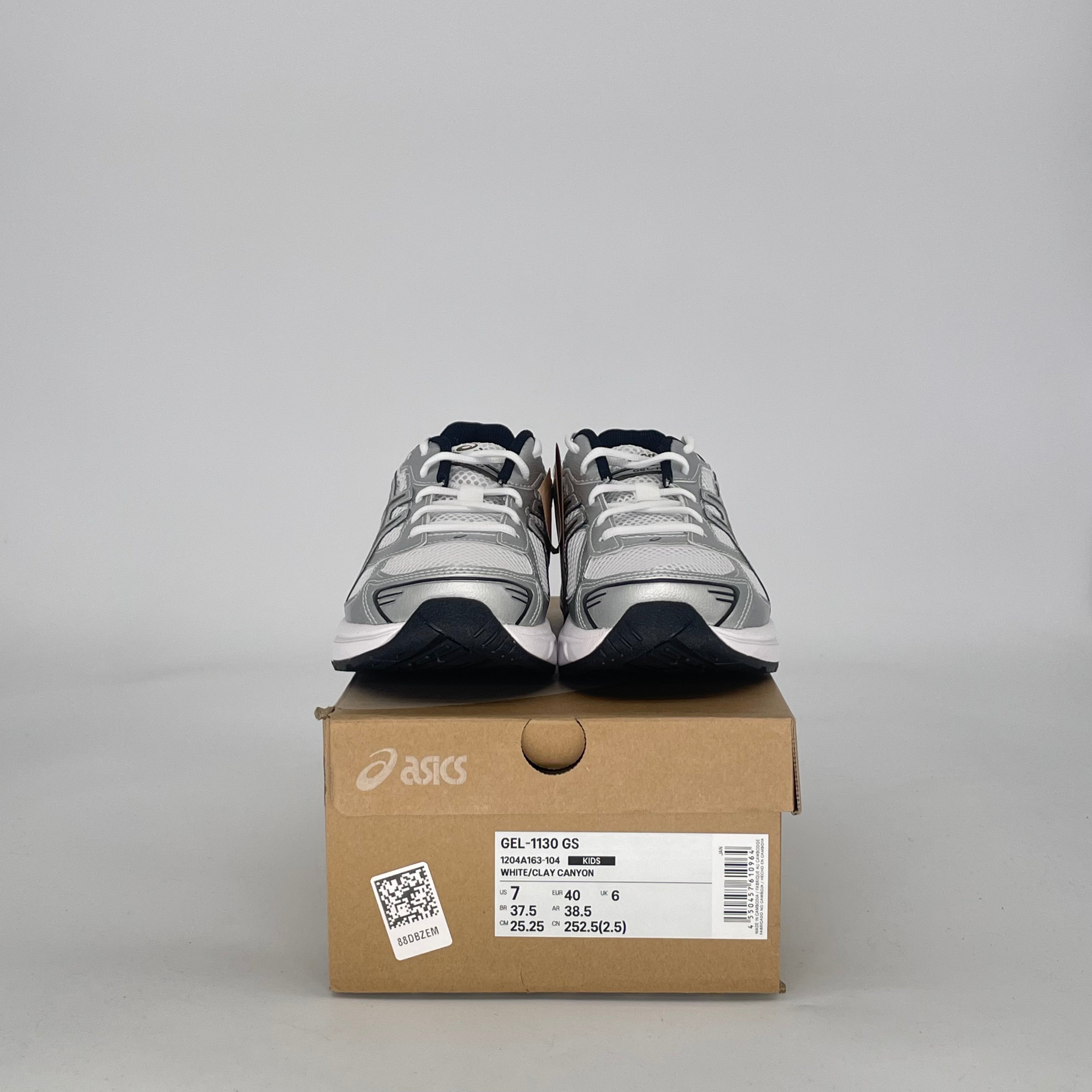 ASICS GEL-1130 WHITE CLAY CANYON 1204A163-104 SIZE 7/8.5W GS