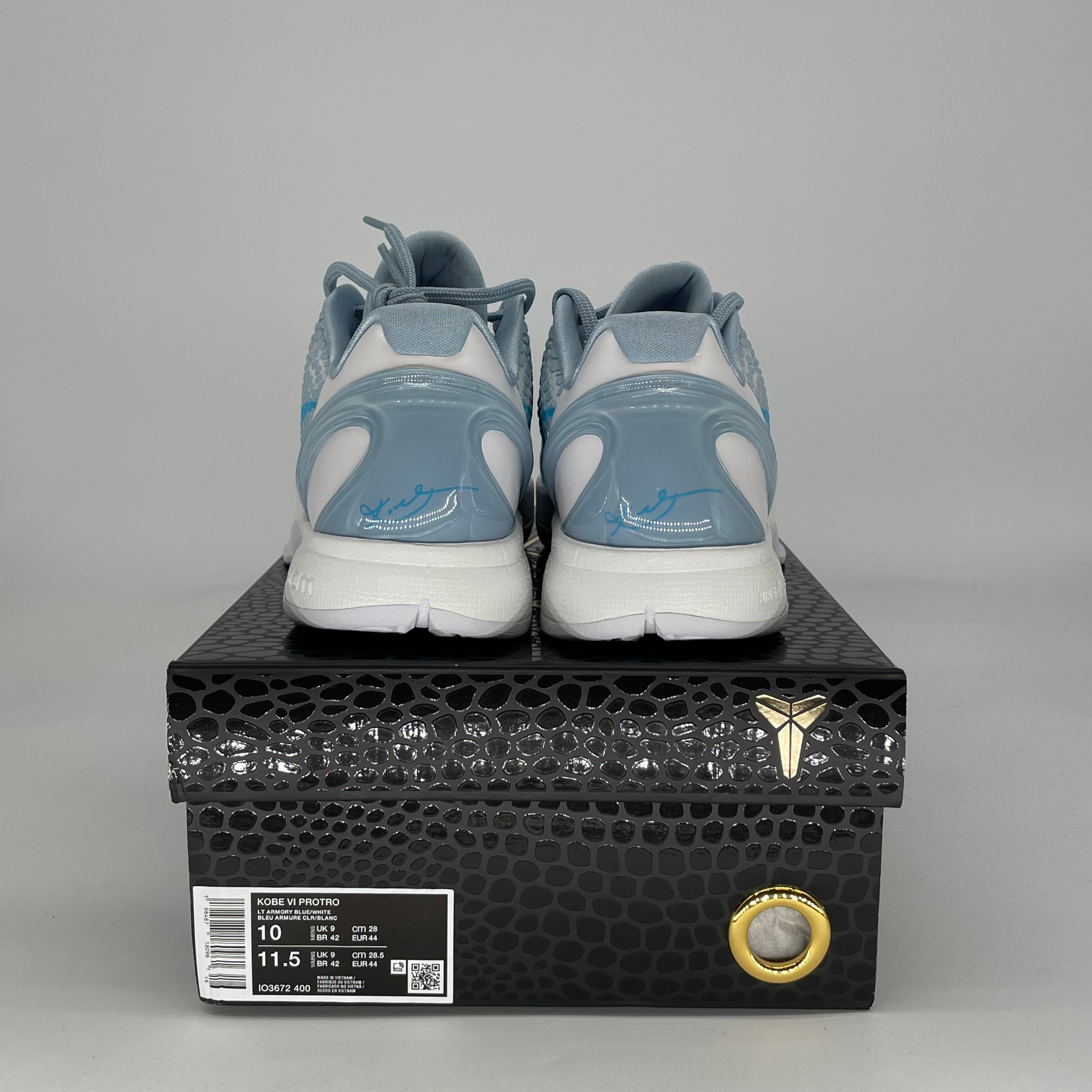 NIKE KOBE 6 PROTRO CAITLIN CLARK LIGHT ARMORY BLUE IO3672-400 SIZE 10/11.5W