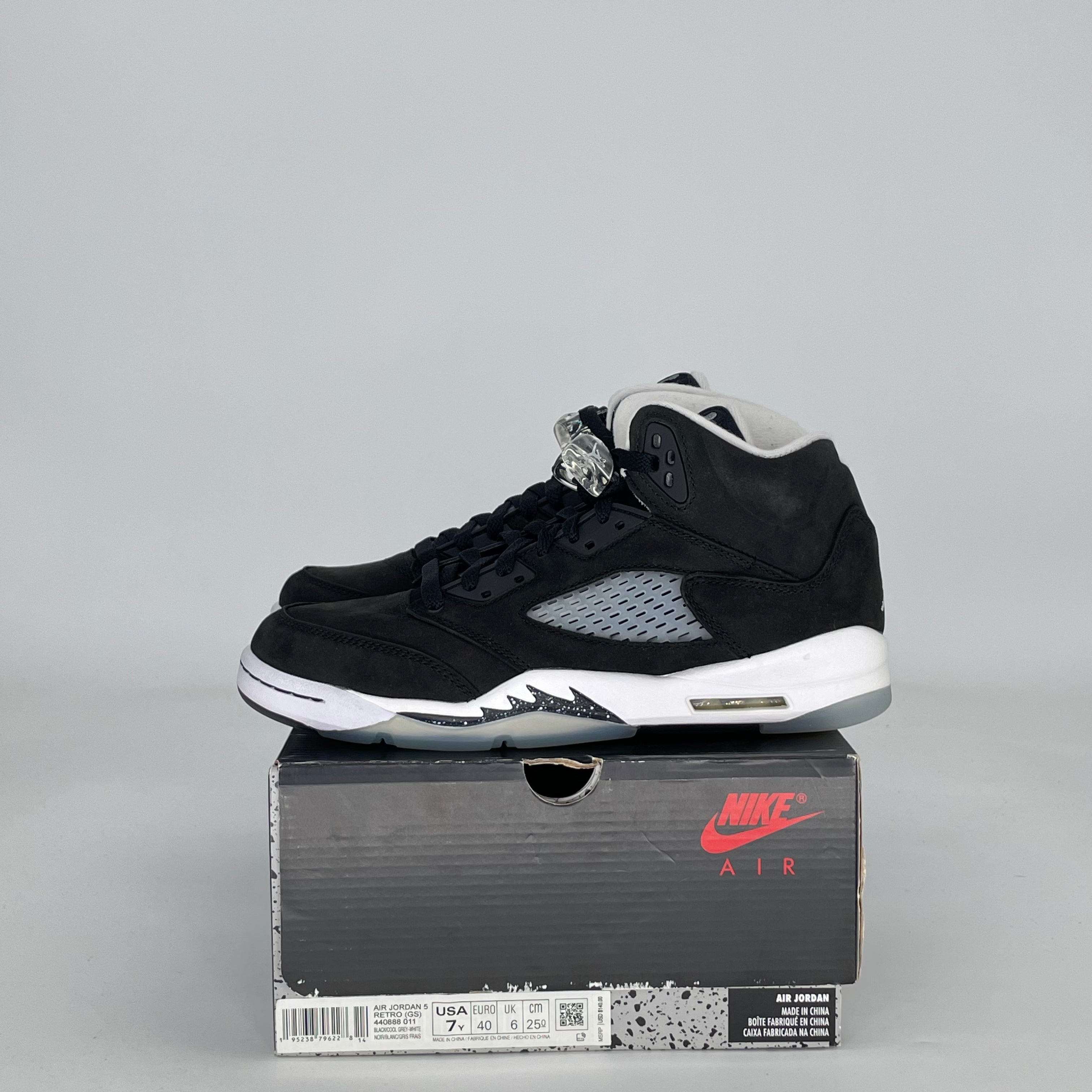 AIR JORDAN 5 MOONLIGHT 440888-011 SIZE 7/8.5W GS