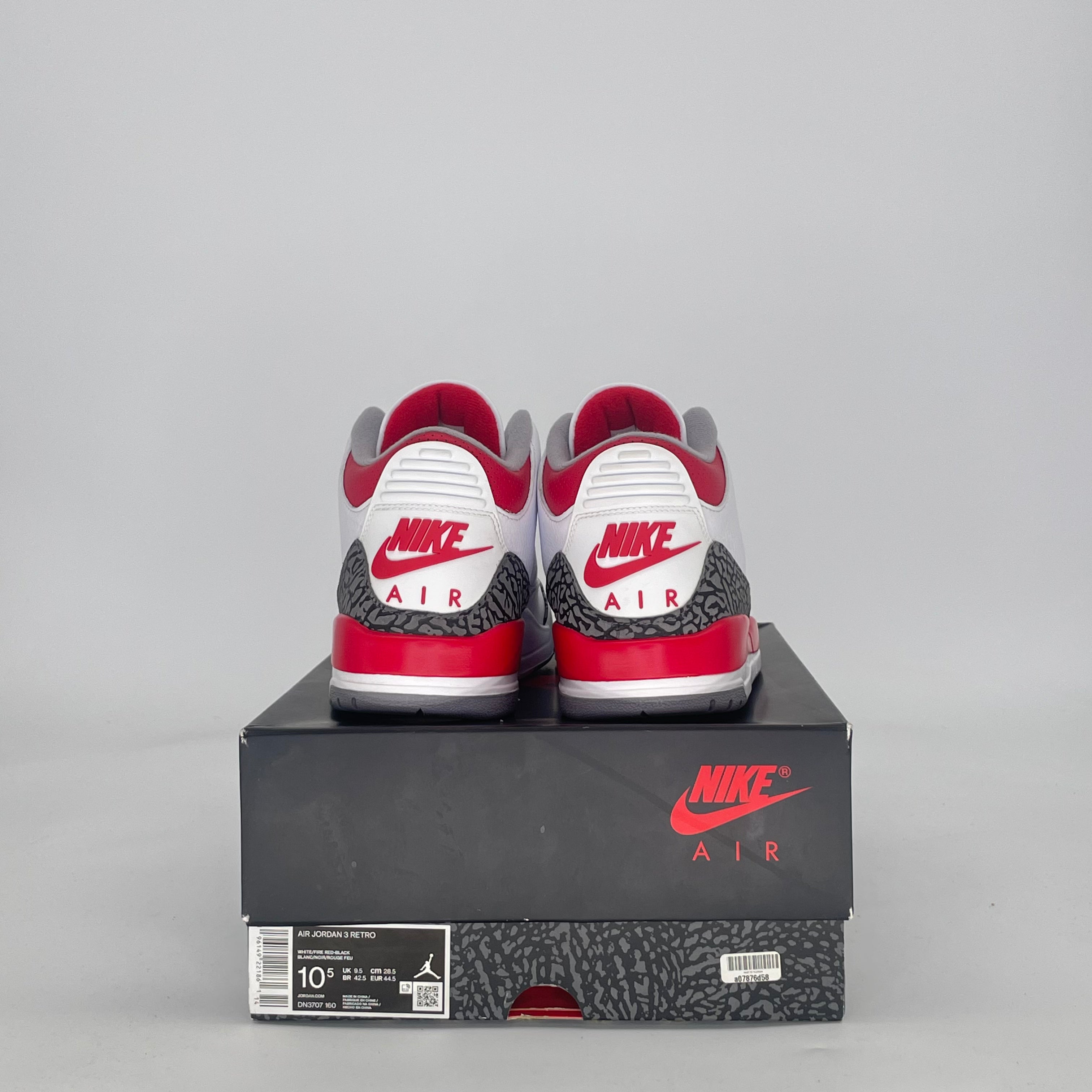 AIR JORDAN 3 FIRE RED DN3707-160 SIZE 10.5/12W