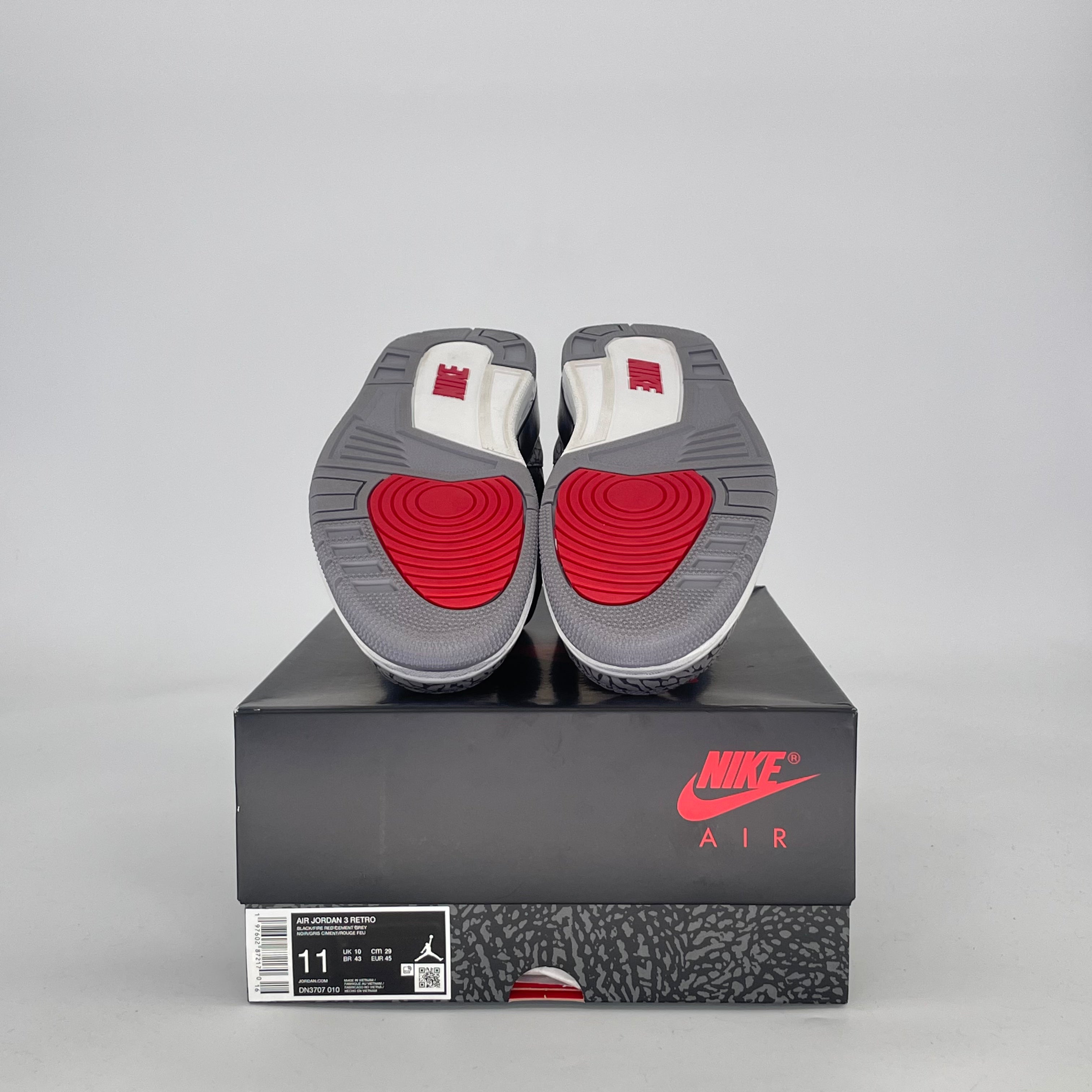 AIR JORDAN 3 BLACK CEMENT DN3707-010 SIZE 11/12.5W