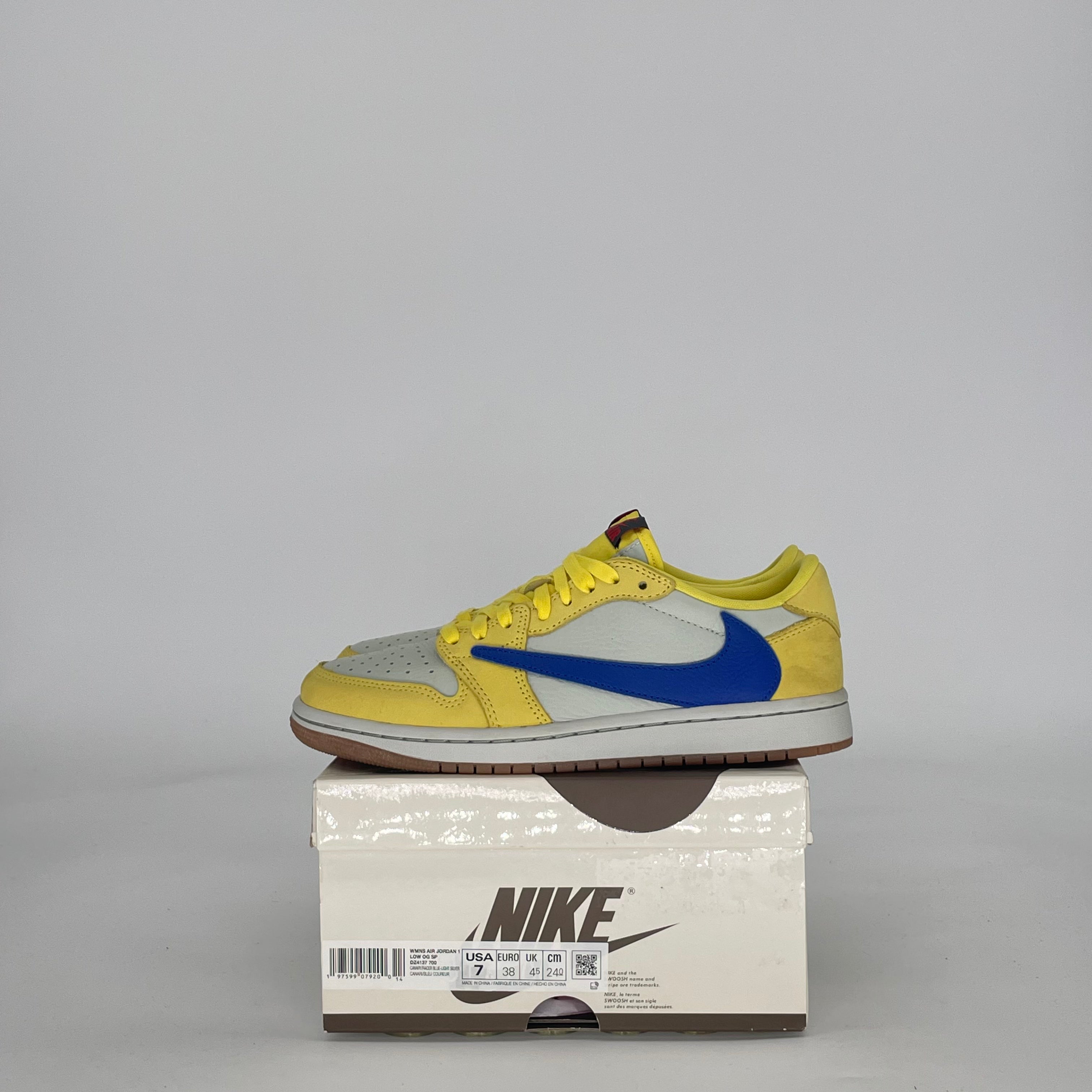 AIR JORDAN 1 LOW TRAVIS SCOTT CANARY DZ4137-700 SIZE 5.5/7W GS