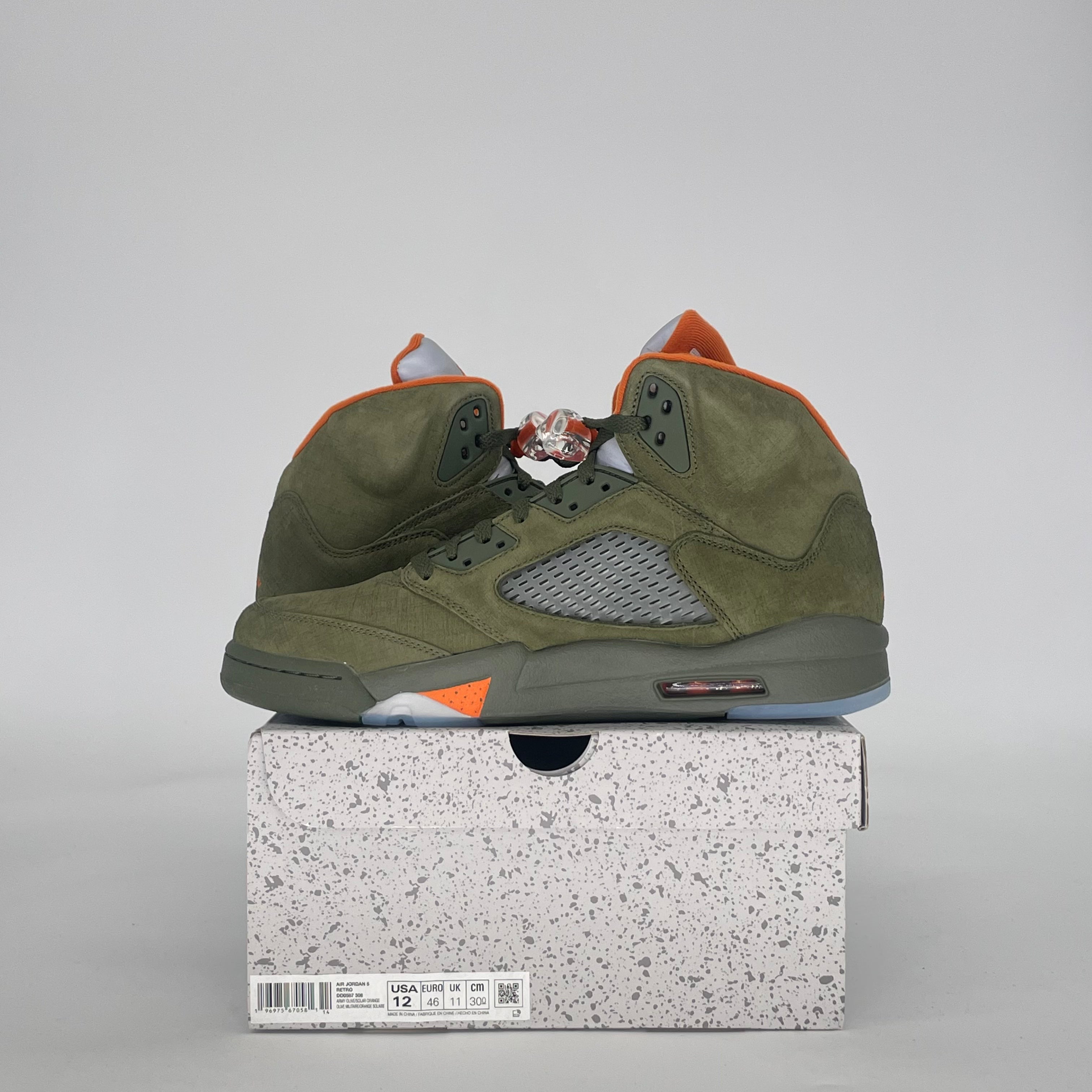 AIR JORDAN 5 OLIVE DD0587-308 SIZE 12/13.5W