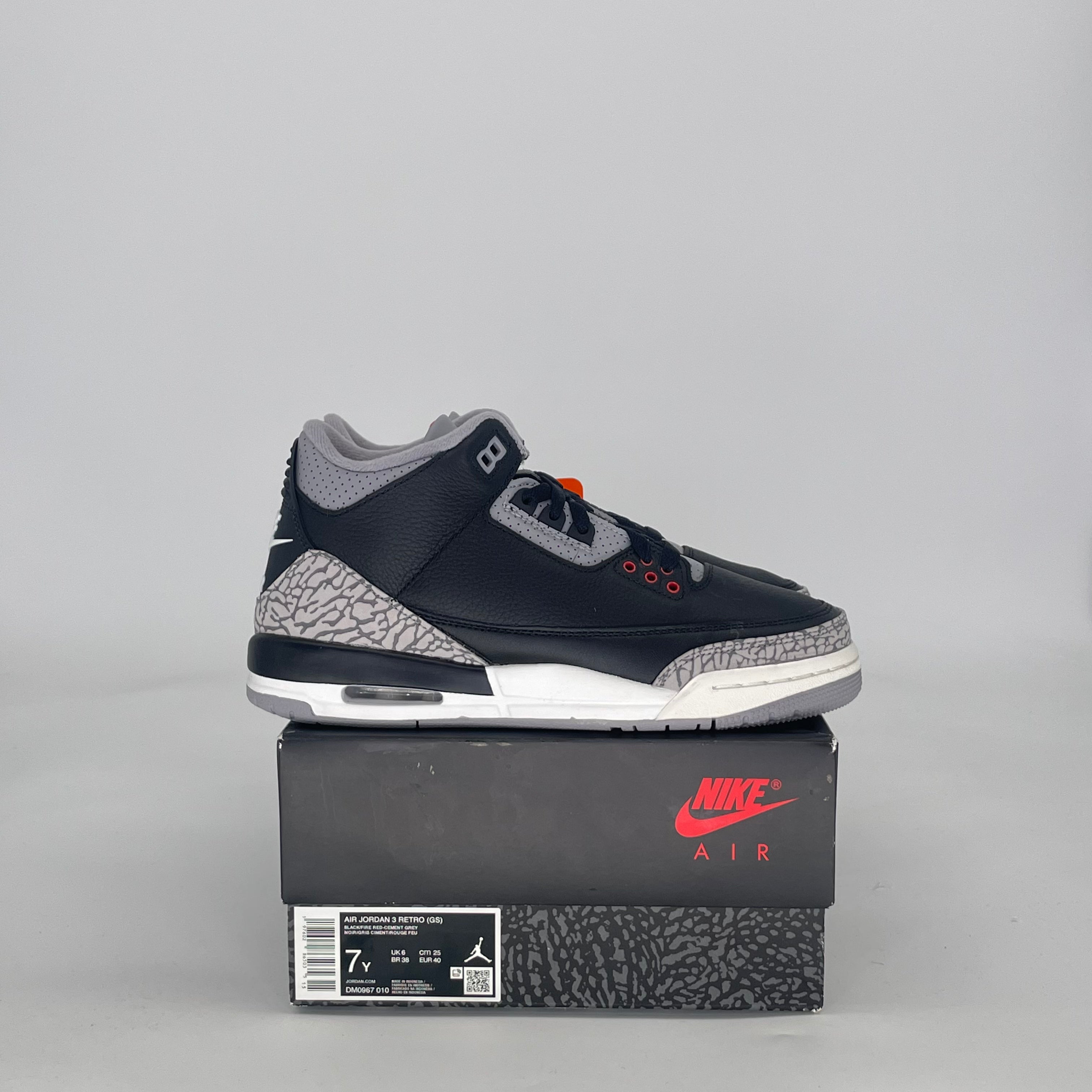 AIR JORDAN 3 BLACK CEMENT DM0967-010 SIZE 7/8.5W GS