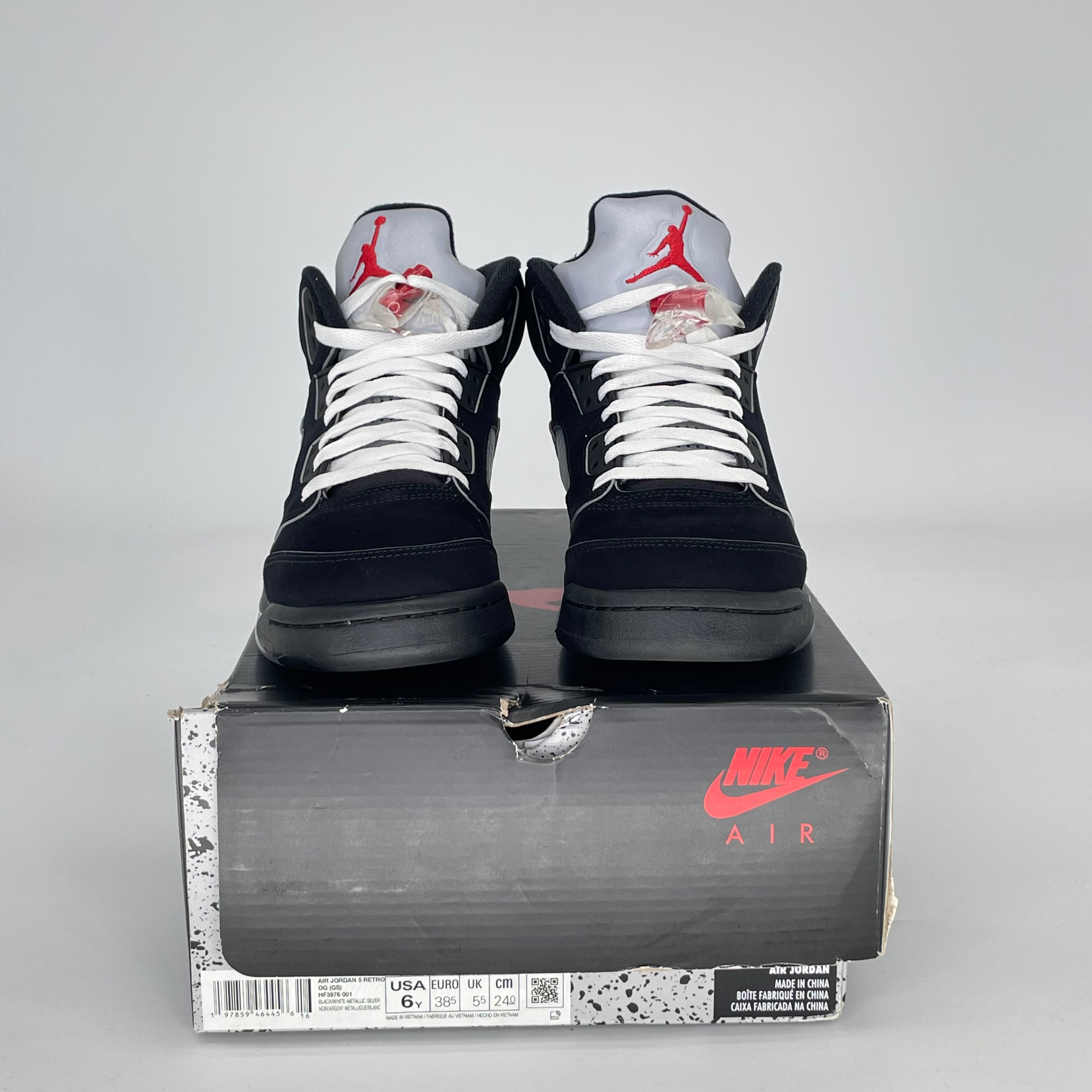 AIR JORDAN 5 BLACK METALLIC REIMAGINED HF3976-001 SIZE 6/7.5W GS