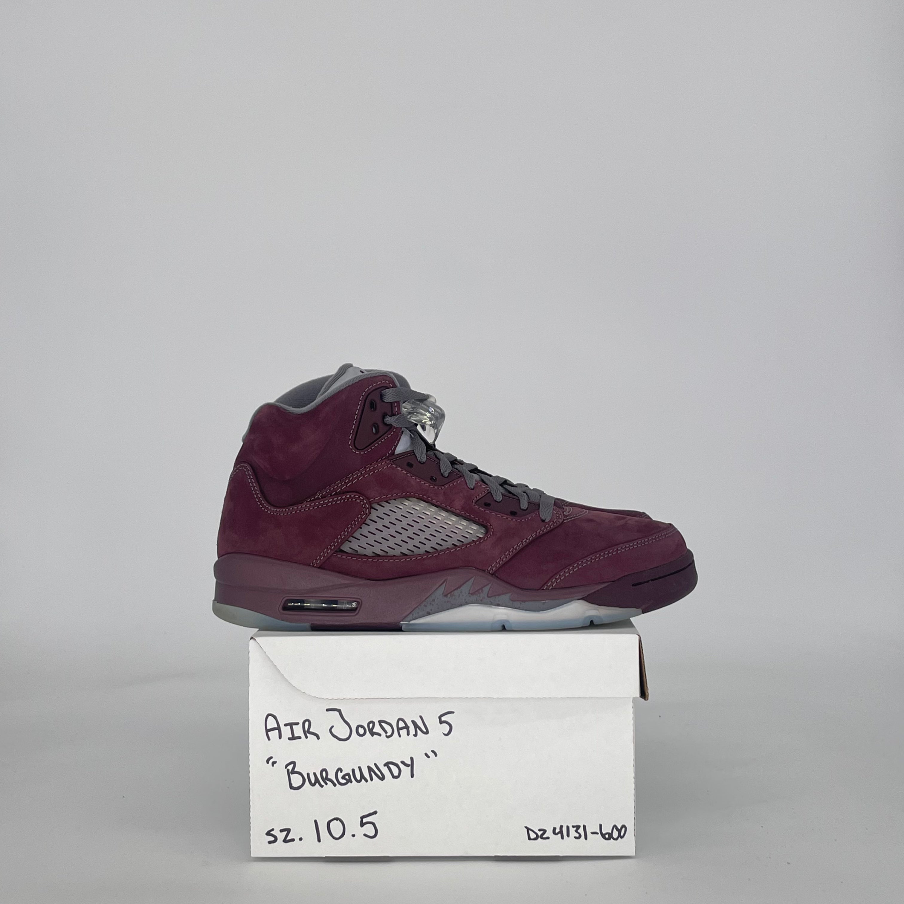AIR JORDAN 5 BURGUNDY DZ4131-600 SIZE 10.5/12W