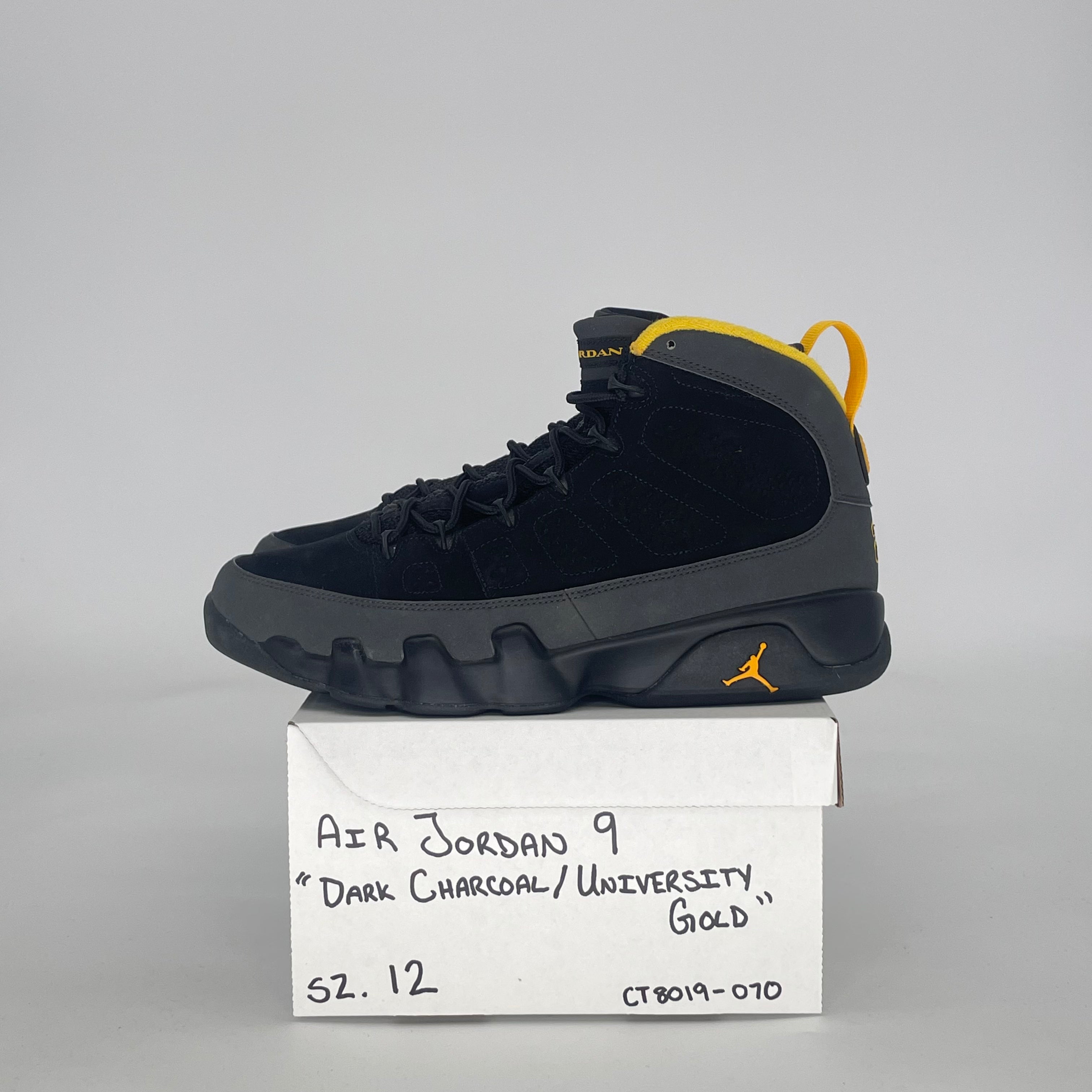 AIR JORDAN 9 DARK CHARCOAL UNIVERSITY GOLD CT8019-070 SIZE 12/13.5W