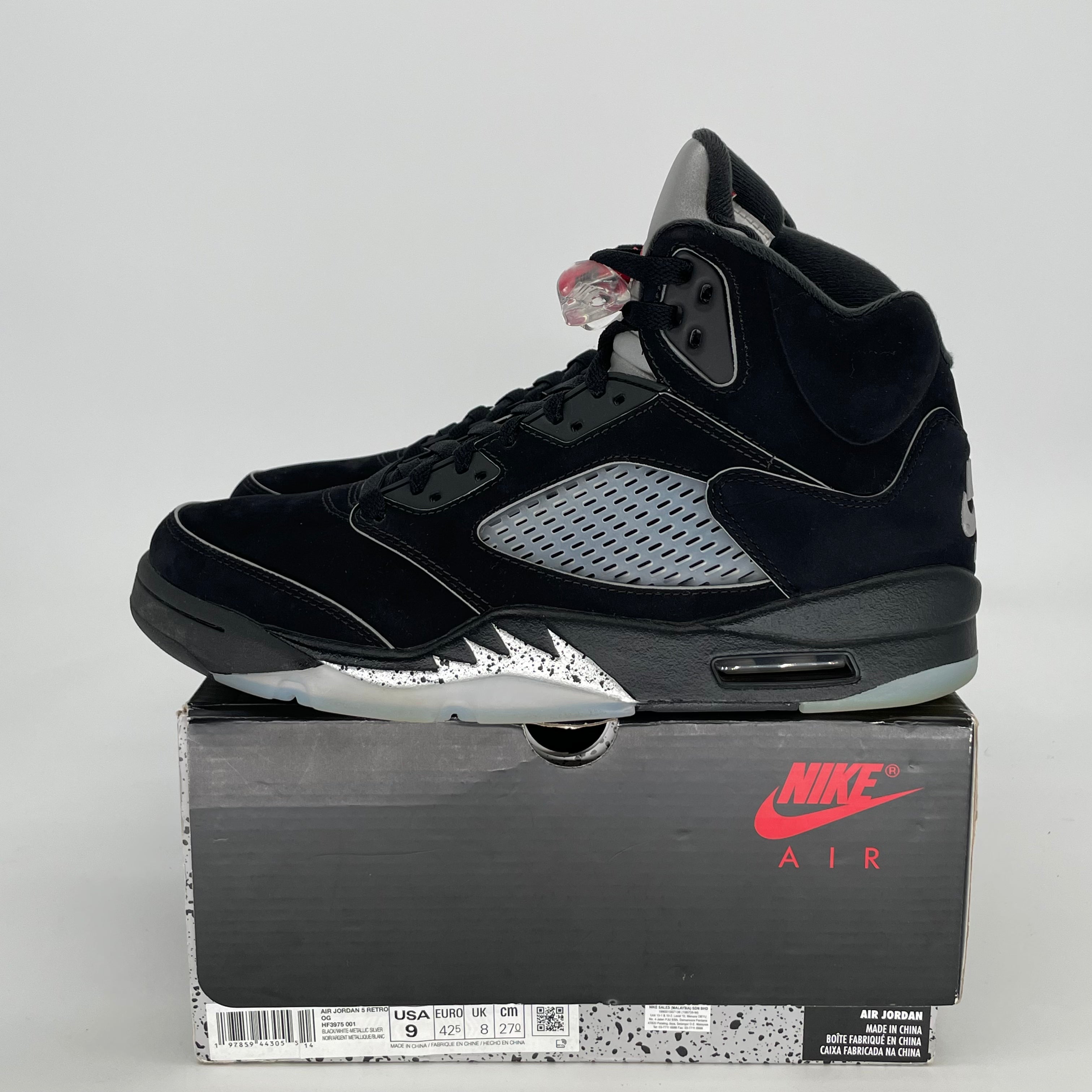 AIR JORDAN 5 BLACK METALLIC REIMAGINED HF3975-001 SIZE 9/10.5W