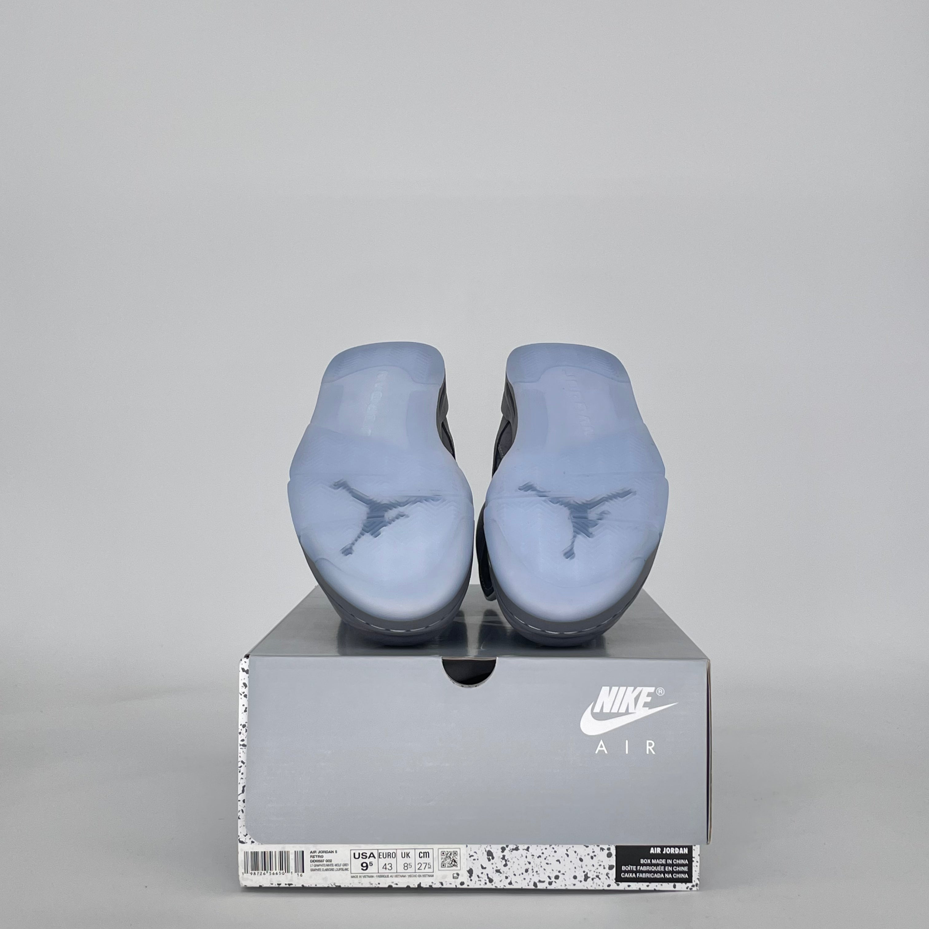AIR JORDAN 5 WOLF GREY DD0587-002 SIZE 9.5/11W