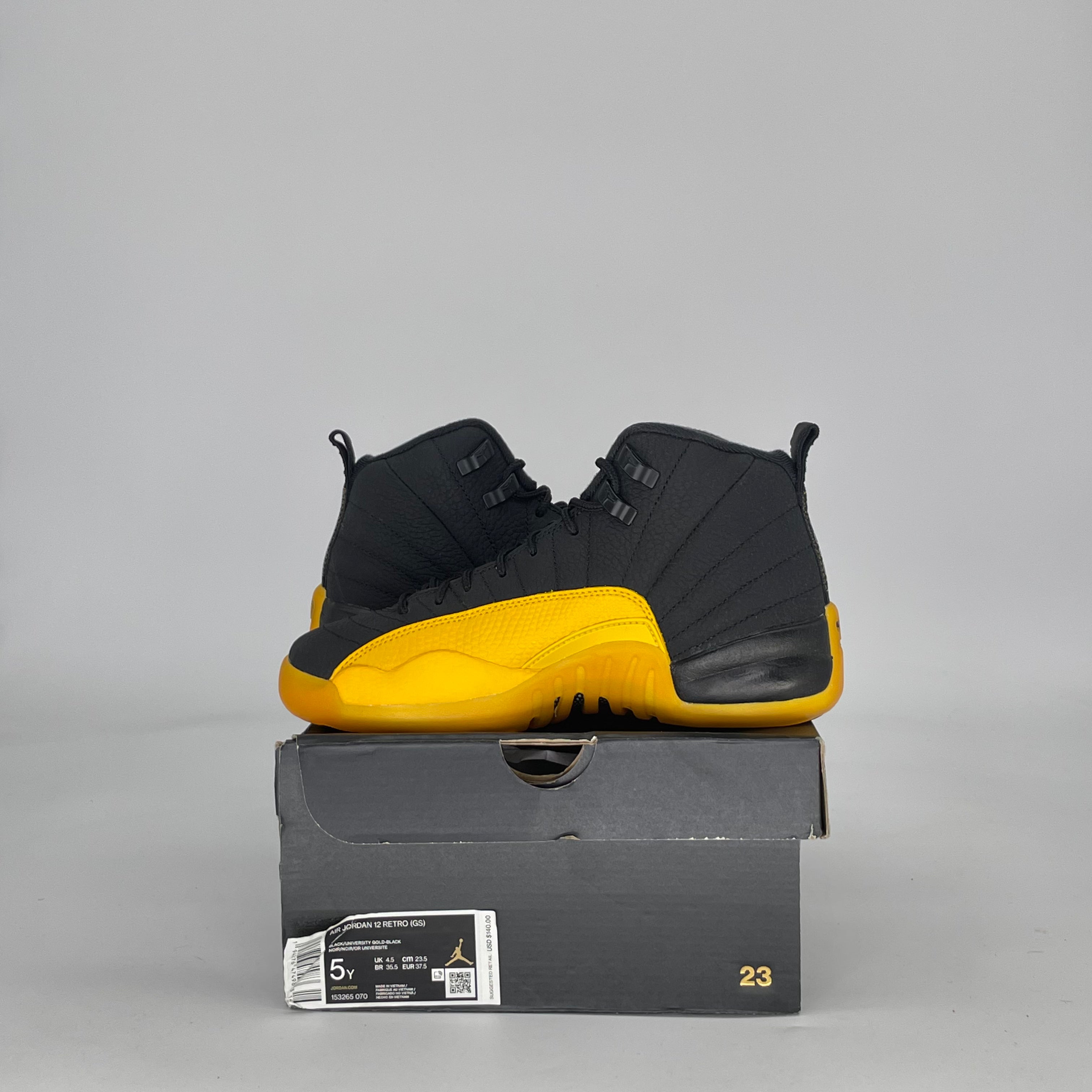 AIR JORDAN 12 BLACK UNIVERSITY GOLD 153265-070 SIZE 5/6.5W GS