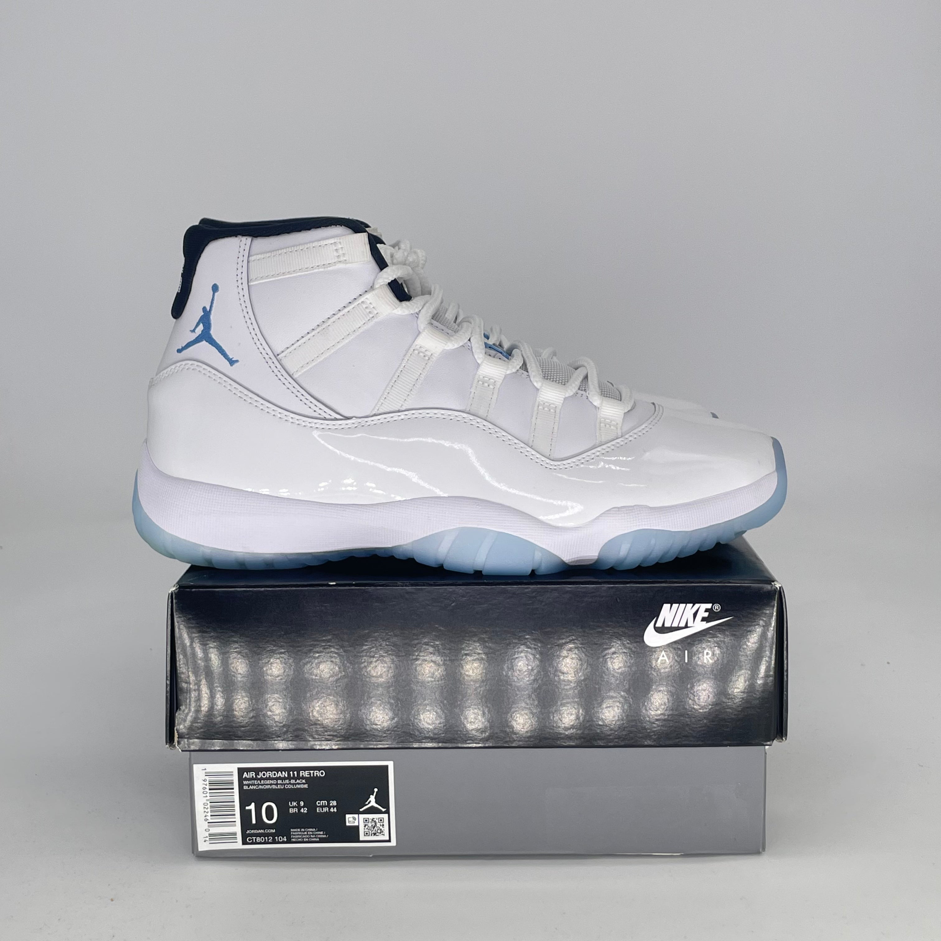 AIR JORDAN 11 LEGEND BLUE CT8012-104 SIZE 10/11.5W