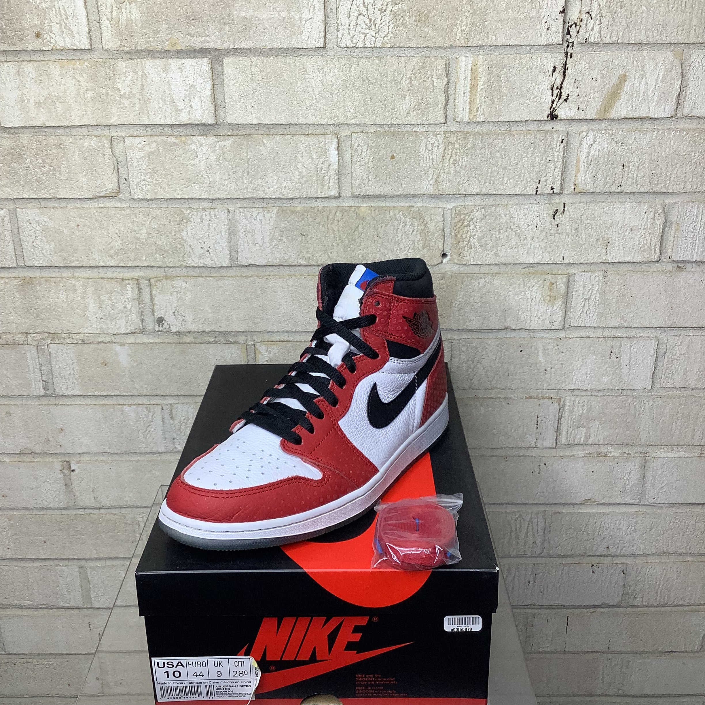 AIR JORDAN 1 SPIDER-MAN ORIGIN STORY SIZE 10/11.5W 555088-602