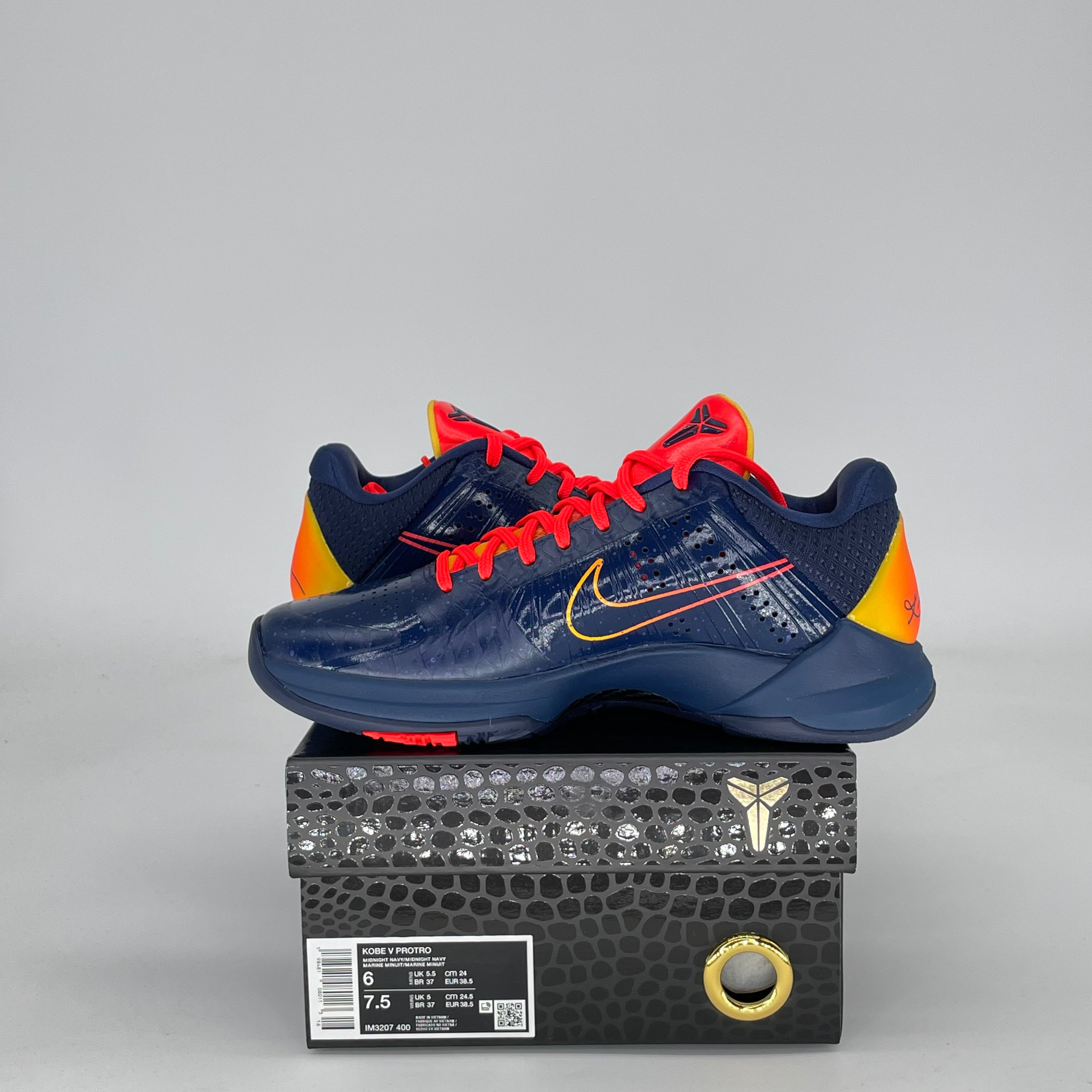 NIKE KOBE 5 PROTRO CAITLIN CLARK INDIANA FEVER IM3207-400 SIZE 6/7.5W