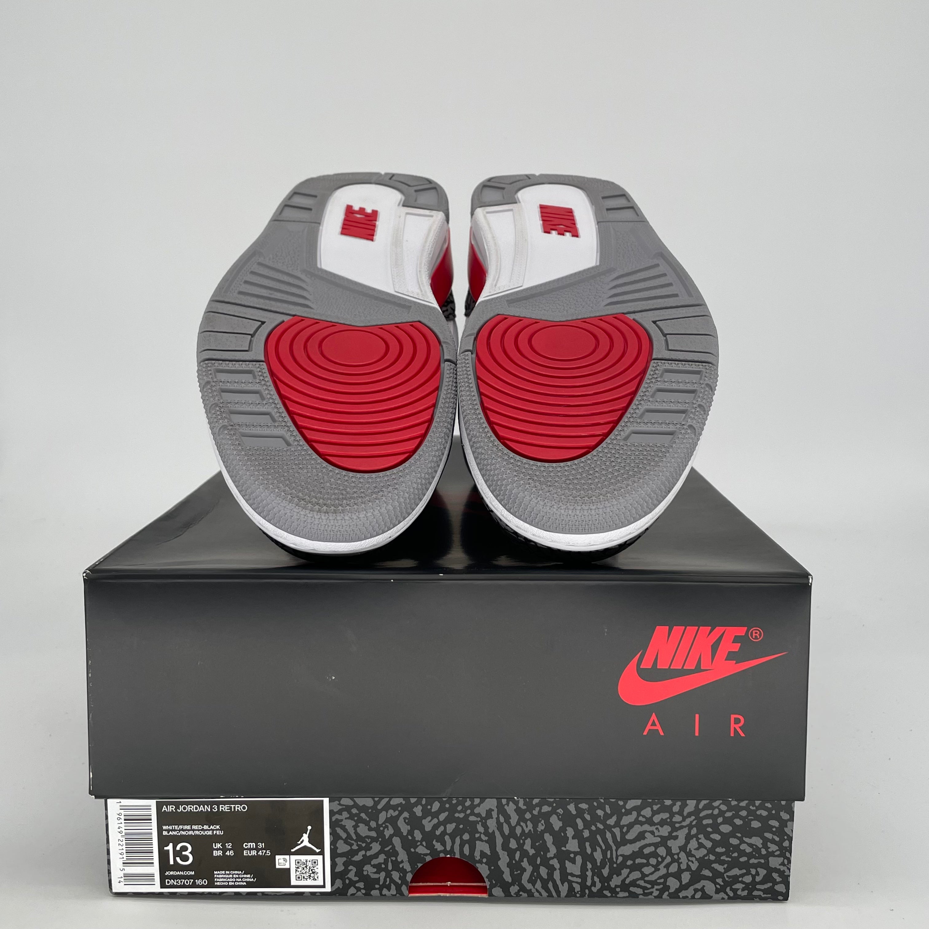 AIR JORDAN 3 FIRE RED DN3707-160 SIZE 13/14.5W