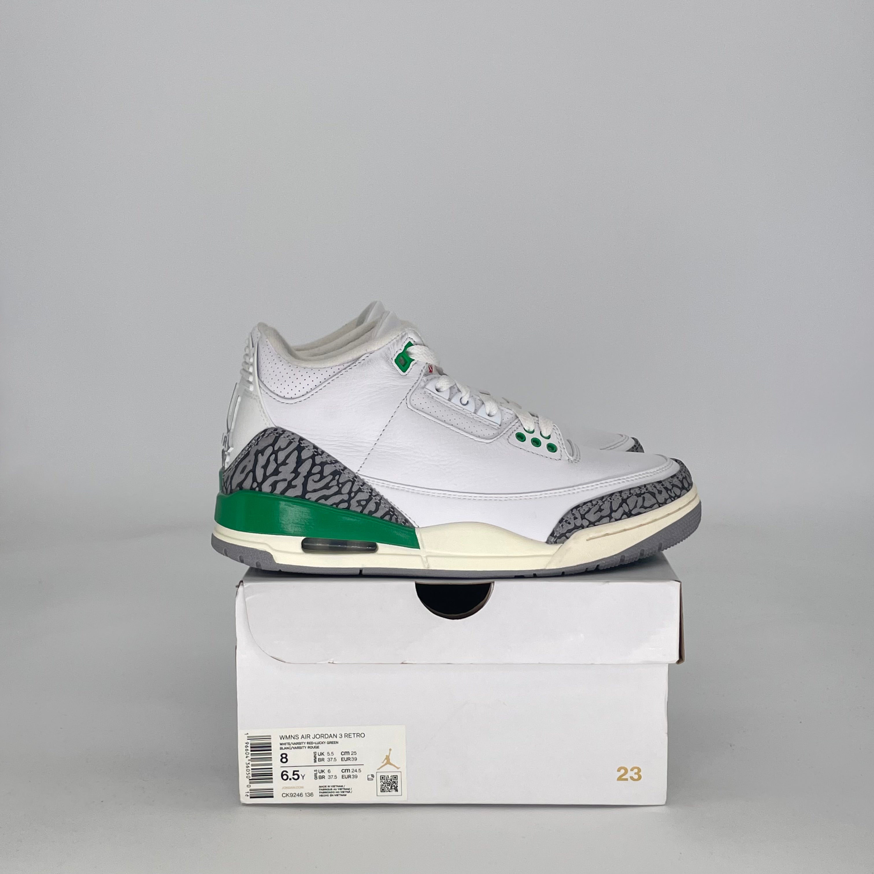 AIR JORDAN 3 LUCKY GREEN CK9246-136 SIZE 6.5/8W GS