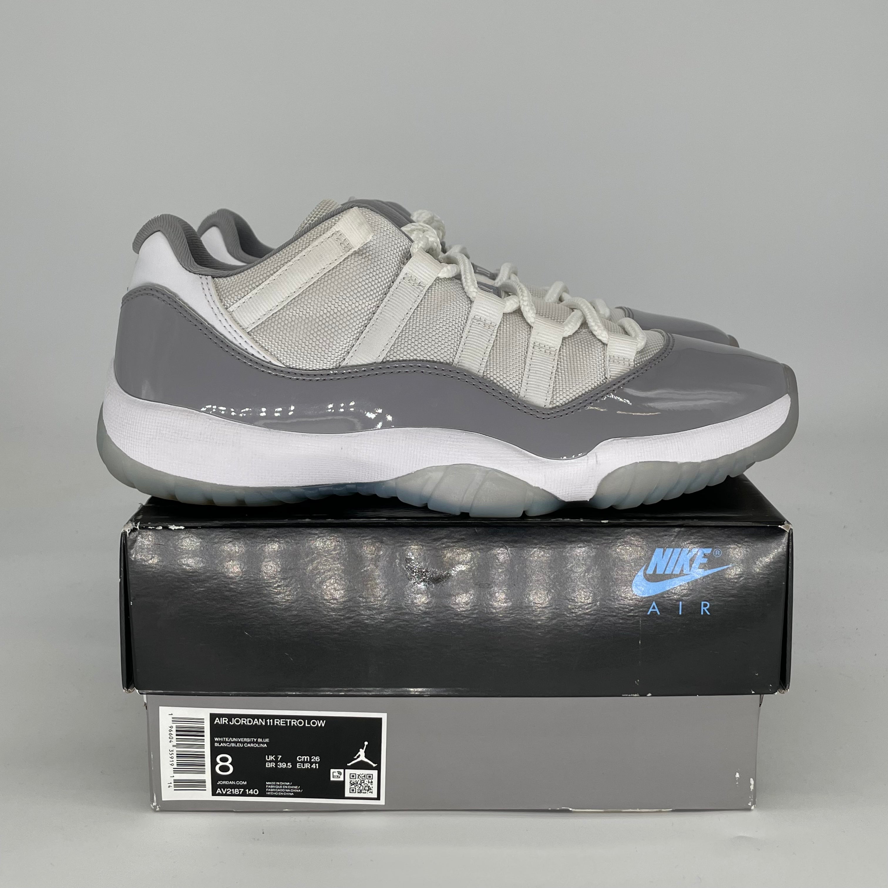 AIR JORDAN 11 LOW CEMENT GREY AV2187-140 SIZE 8/9.5W