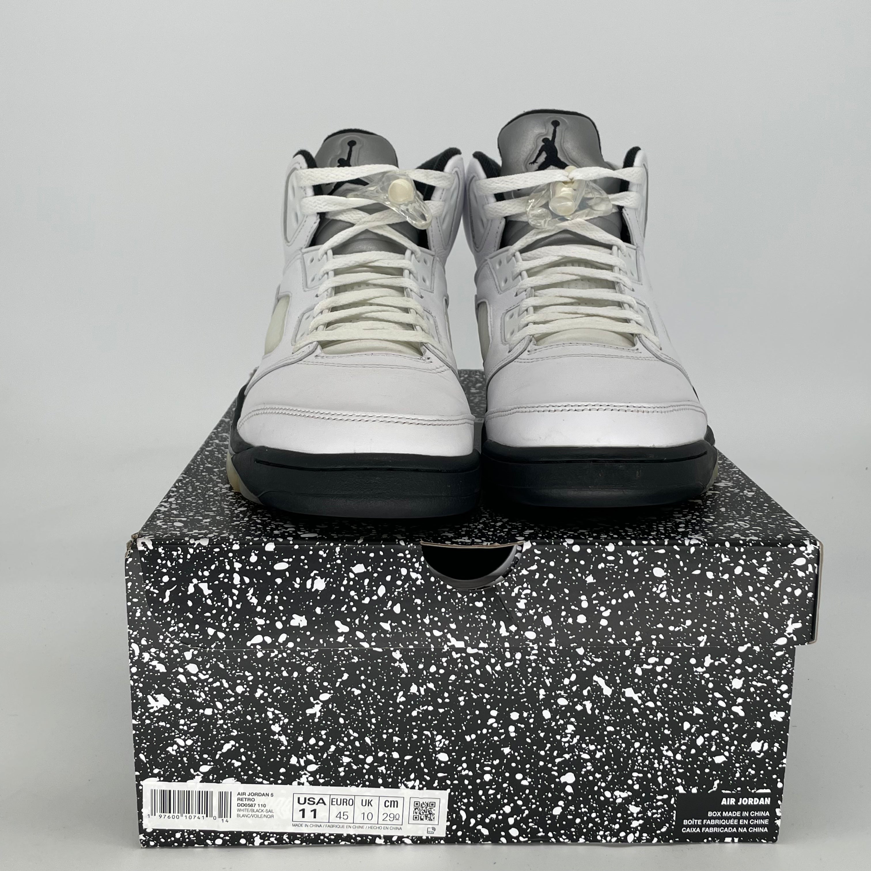 AIR JORDAN 5 REVERSE METALLIC DD0587-110 SIZE 11/12.5W
