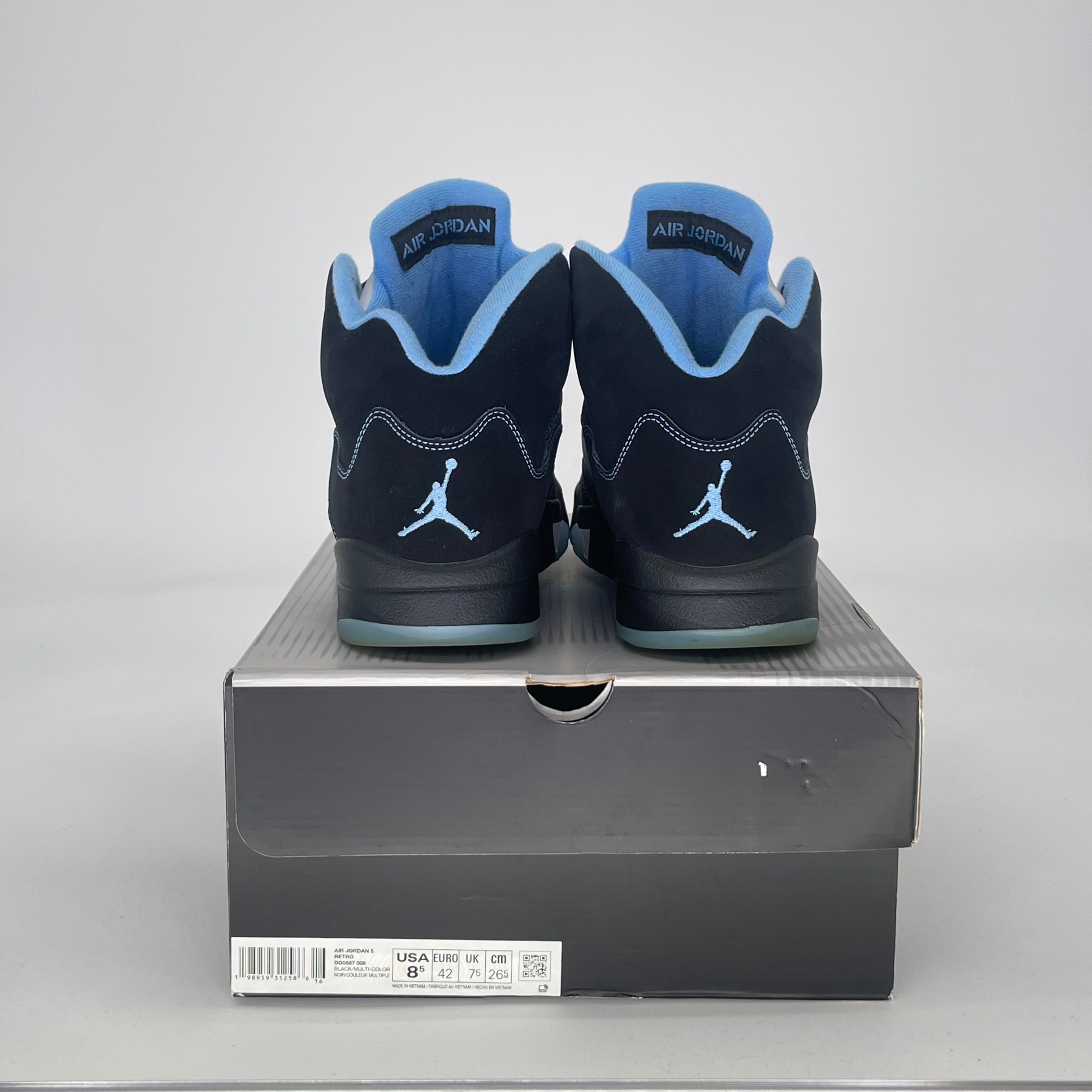 AIR JORDAN 5 BLACK UNIVERSITY BLUE DD0587-008 SIZE 8.5/10W