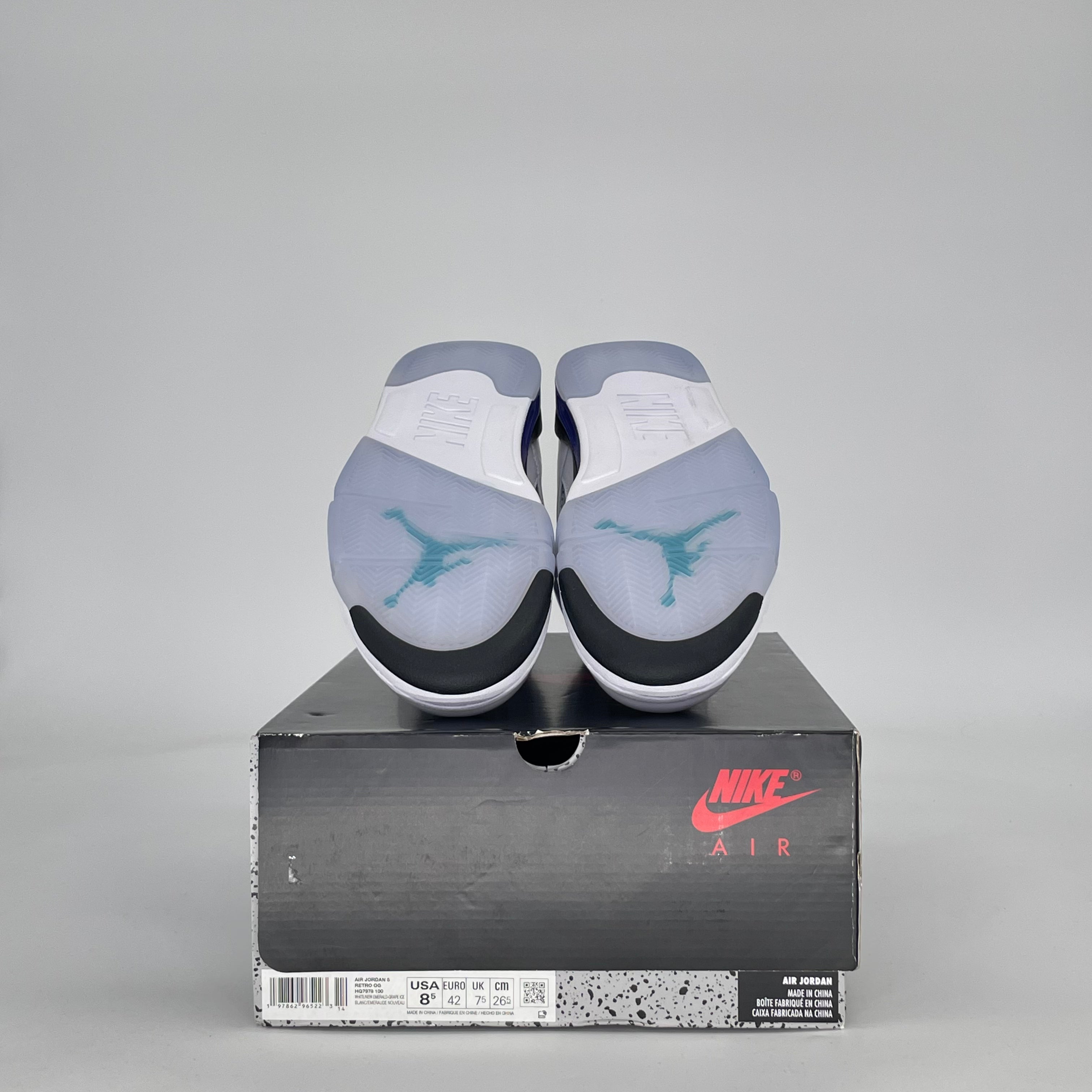 AIR JORDAN 5 GRAPE HQ7978-100 SIZE 8.5/10W