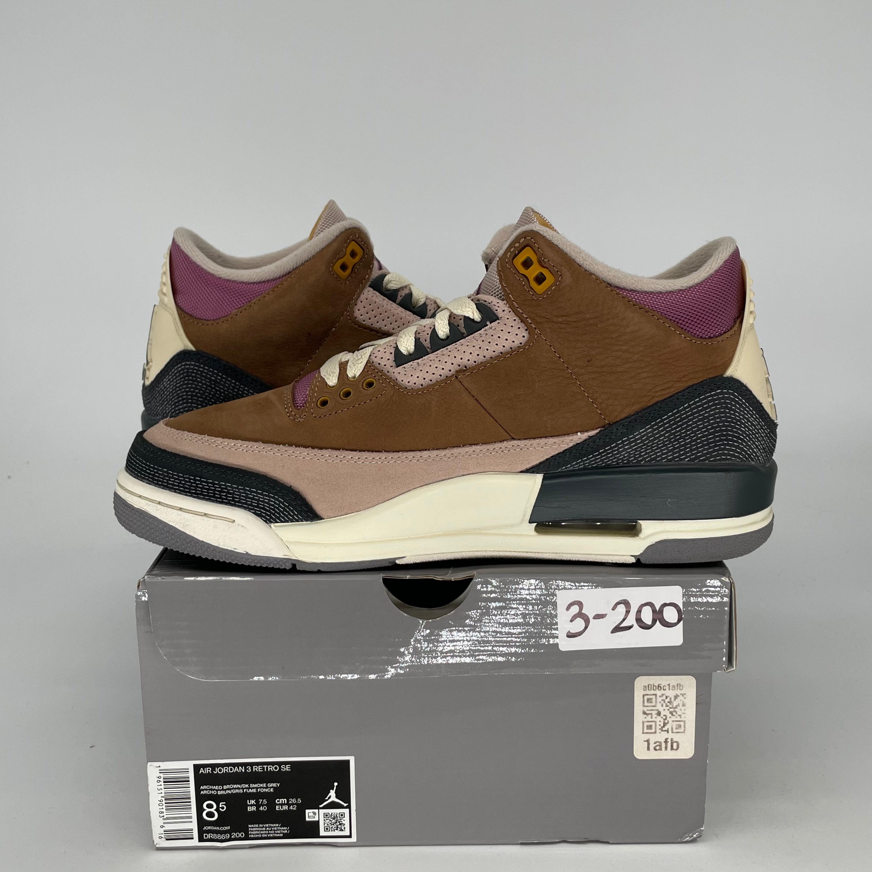 AIR JORDAN 3 WINTERIZED ARCHAEO BROWN SIZE 8.5/10W DR8869-200
