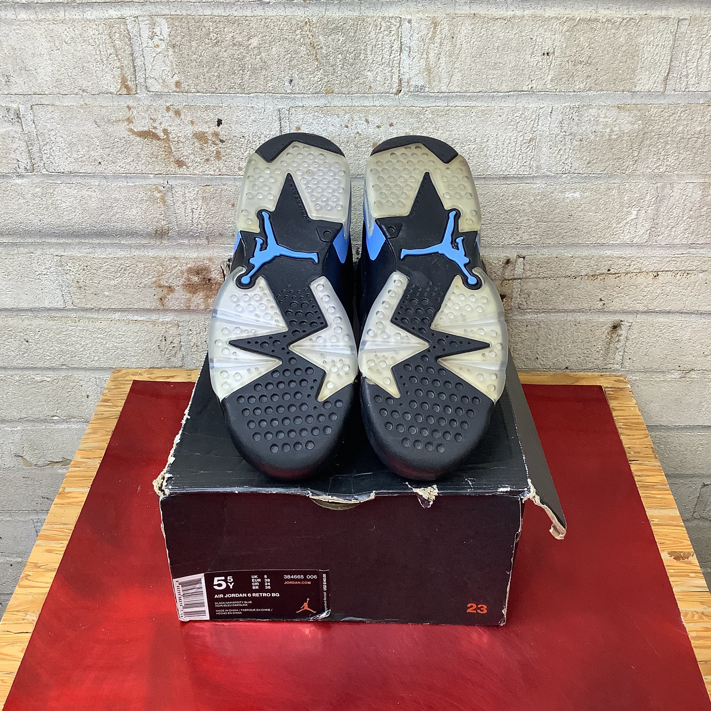 AIR JORDAN 6 UNC BLACK SIZE 5.5/7W 384665-006
