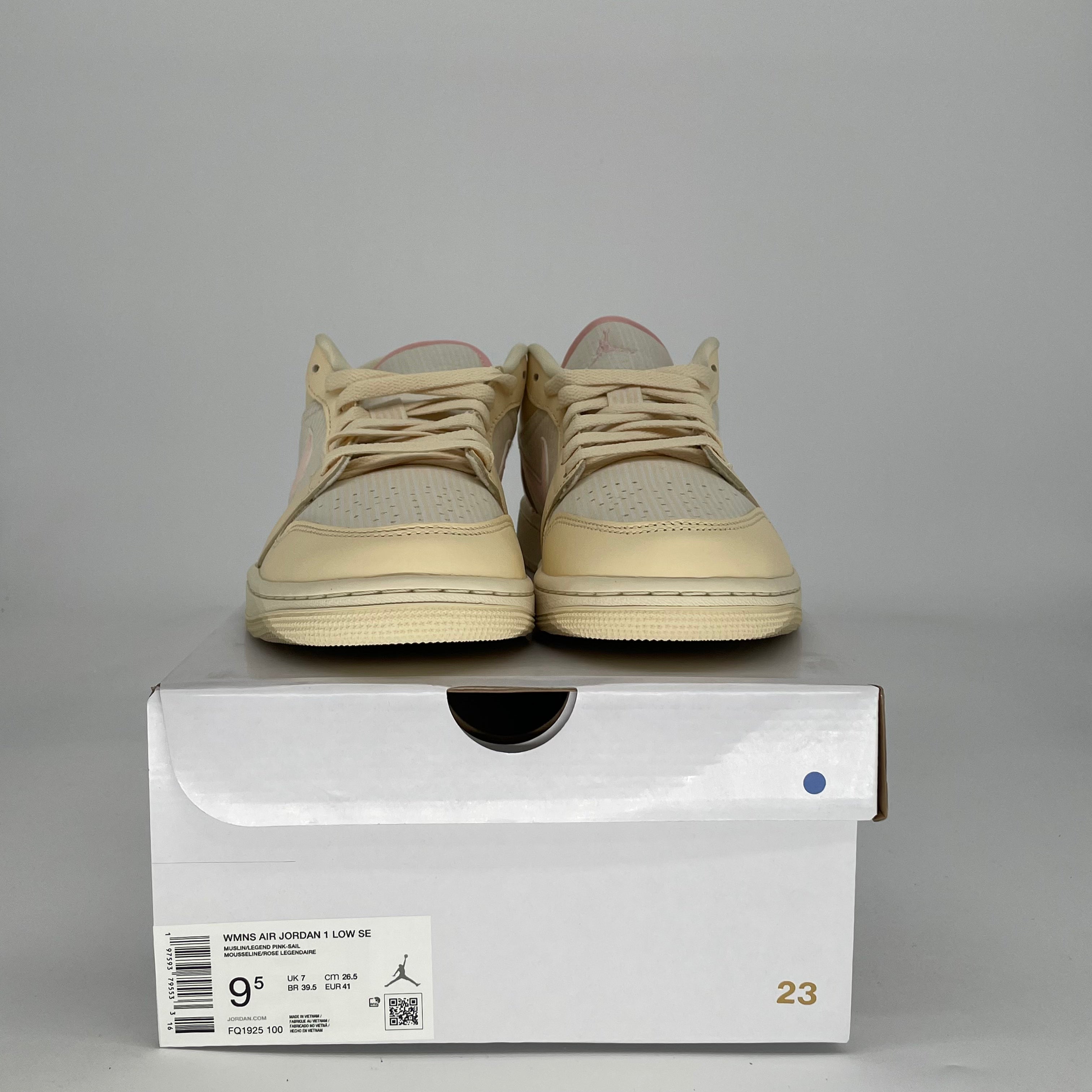 AIR JORDAN 1 LOW SEERSUCKER W FQ1925-100 SIZE 8/9.5W