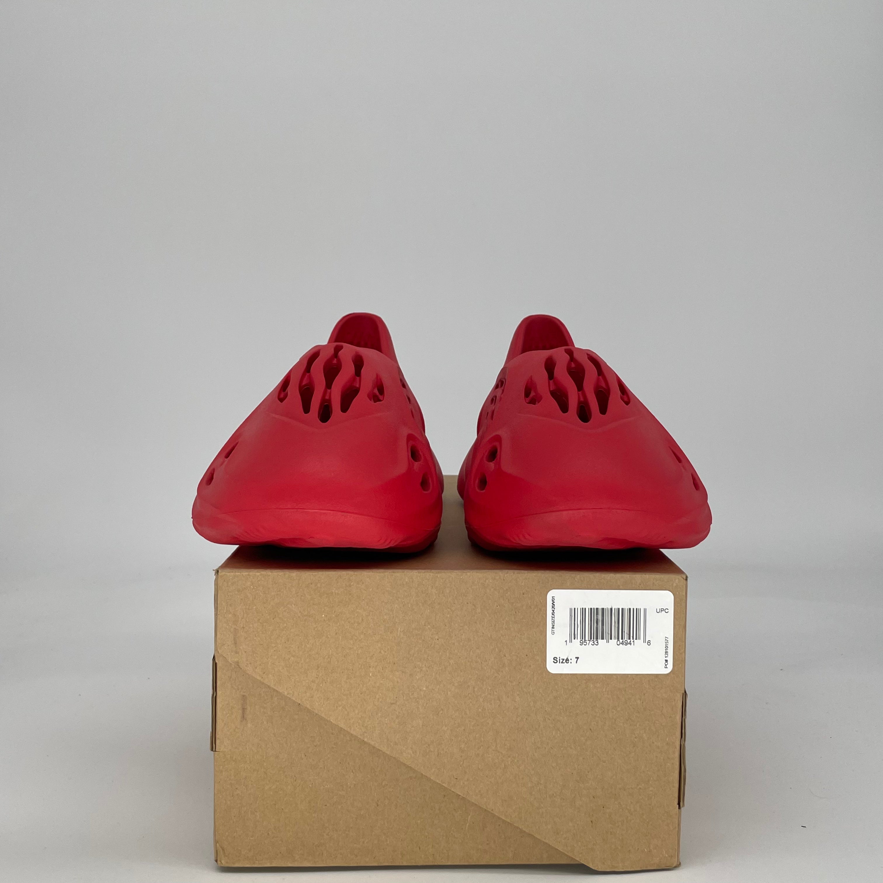 ADIDAS YEEZY FOAM RNNR VERMILLION GW3355 SIZE 7/8.5W