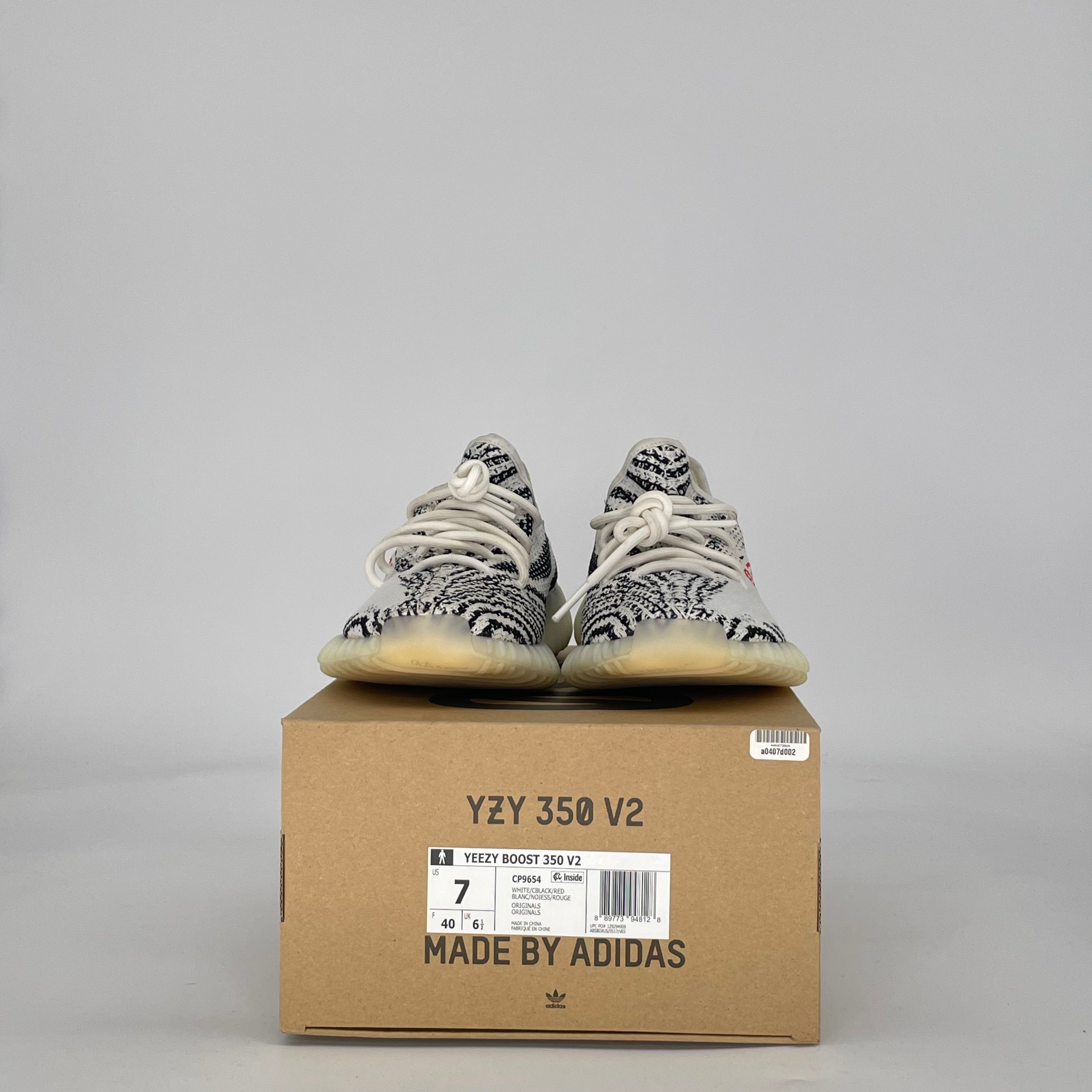 ADIDAS YEEZY BOOST 350 V2 ZEBRA CP9654 SIZE 7/8.5W GS