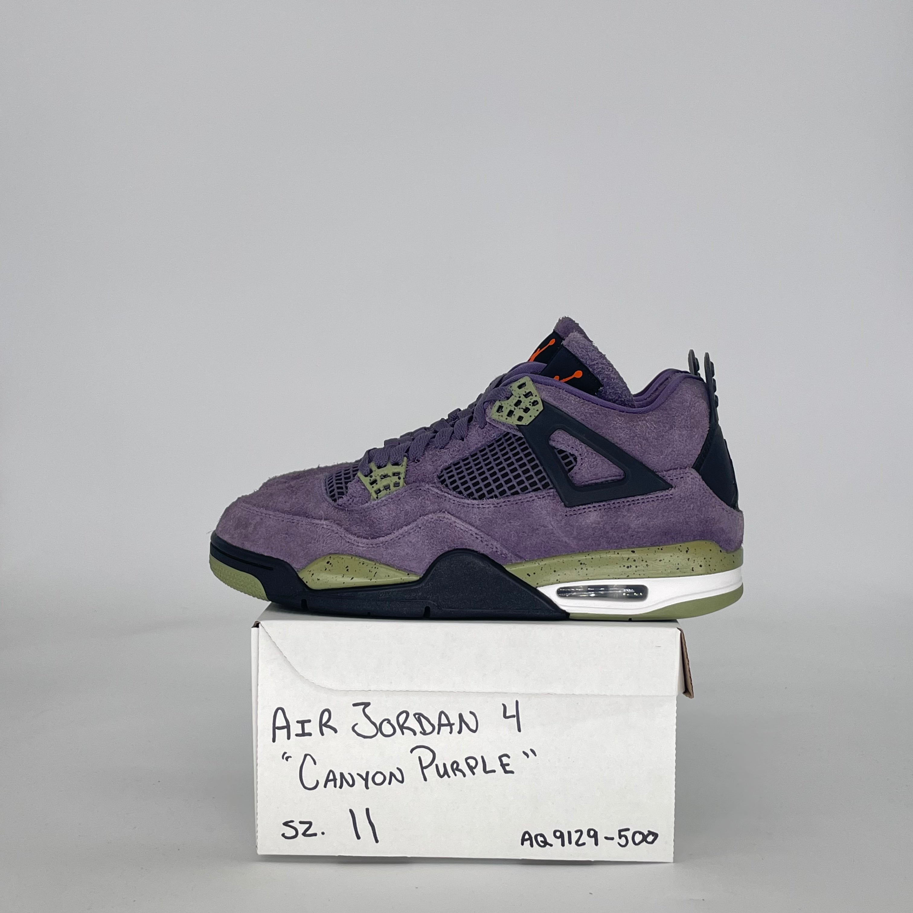 AIR JORDAN 4 CANYON PURPLE AQ9129-500 SIZE 11/12.5W