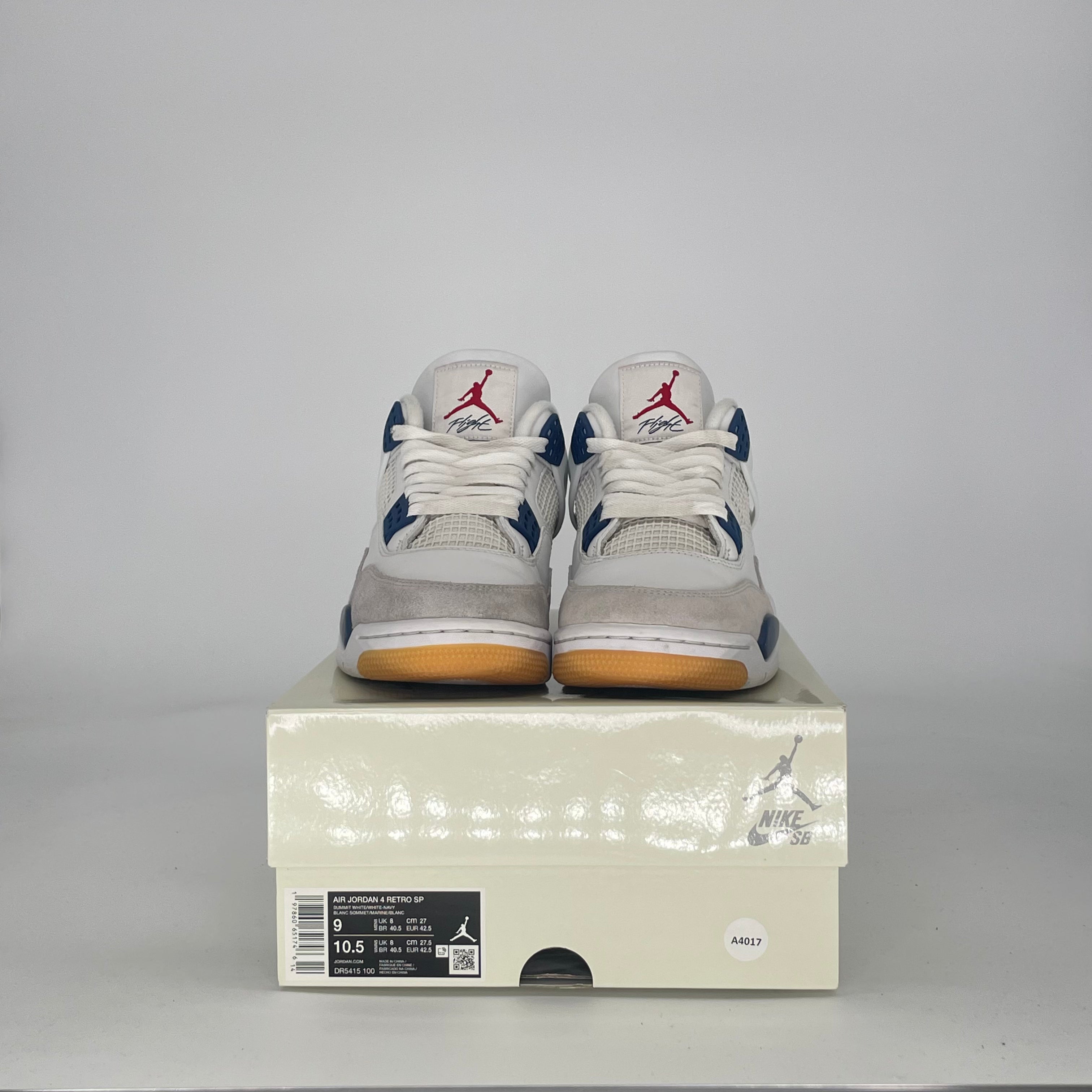 AIR JORDAN 4 SB NAVY DR5415-100 SIZE 9/10.5W
