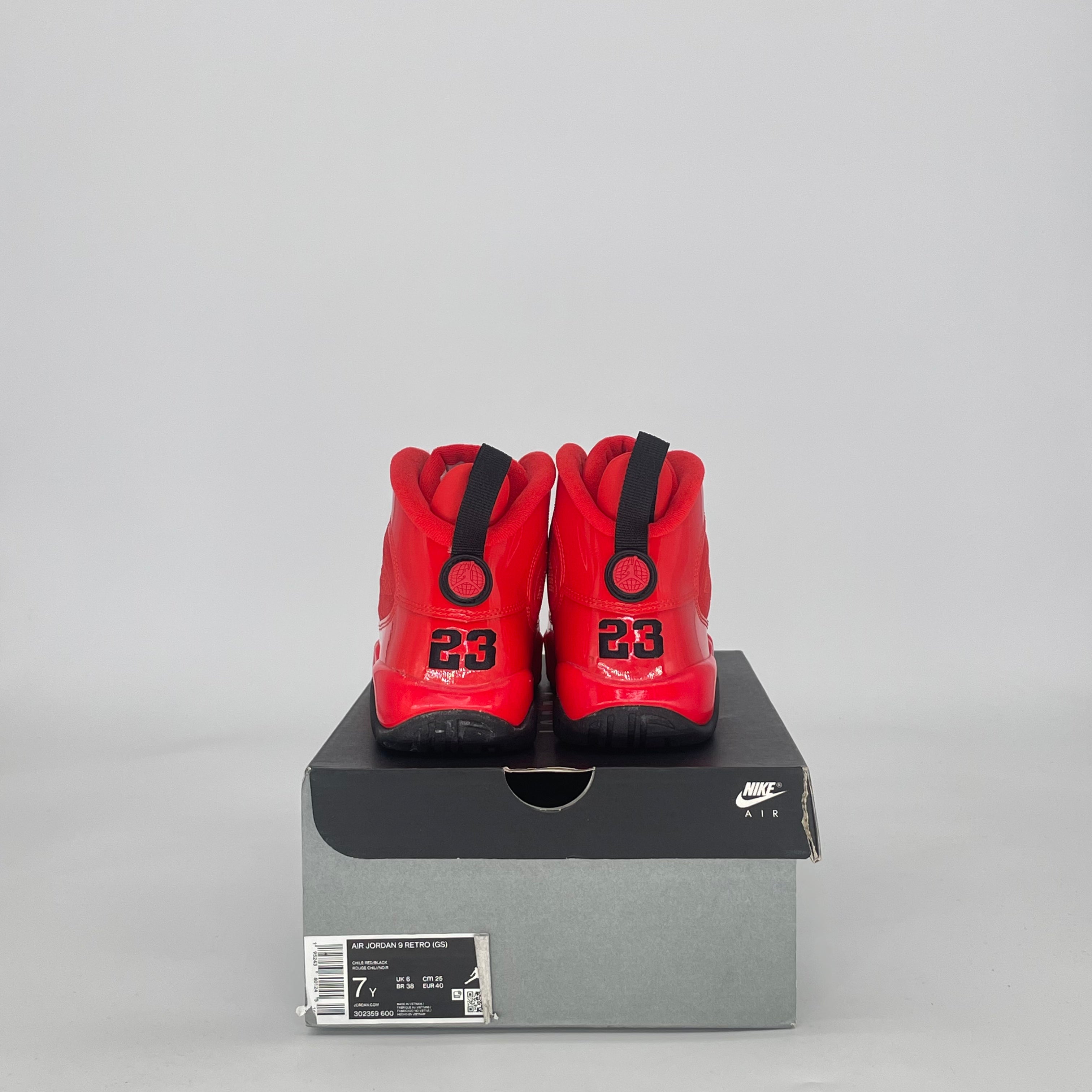 AIR JORDAN 9 CHILE RED 302359-600 SIZE 7/8.5W GS