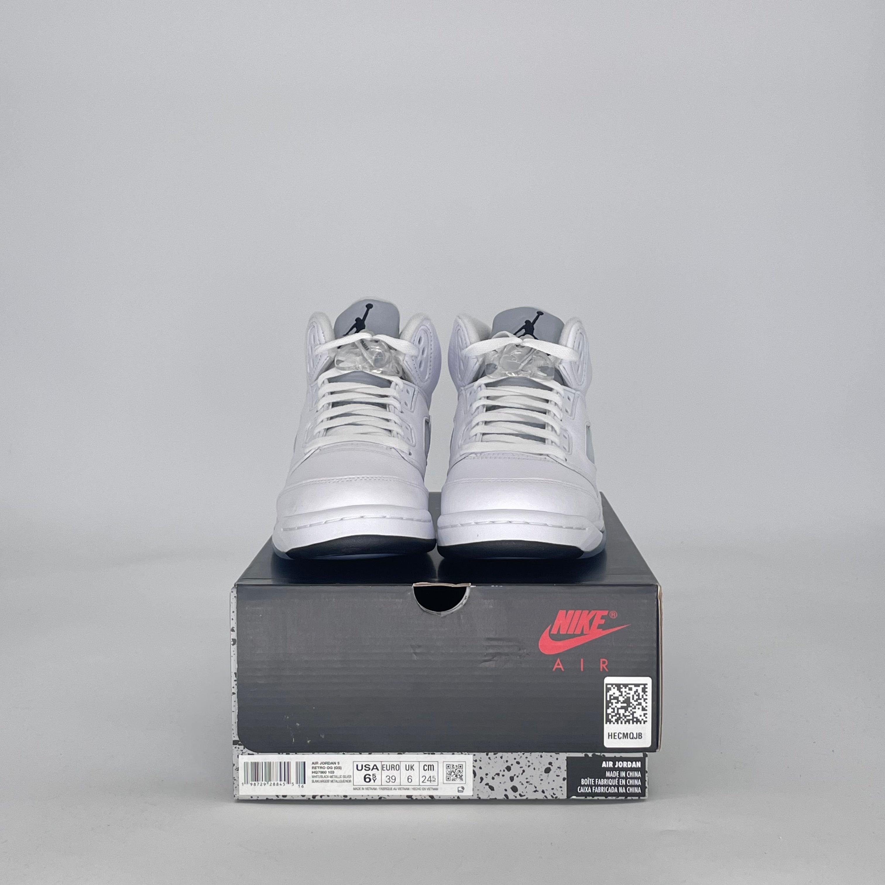 AIR JORDAN 5 WHITE METALLIC HQ7980-103 SIZE 6.5/8W GS