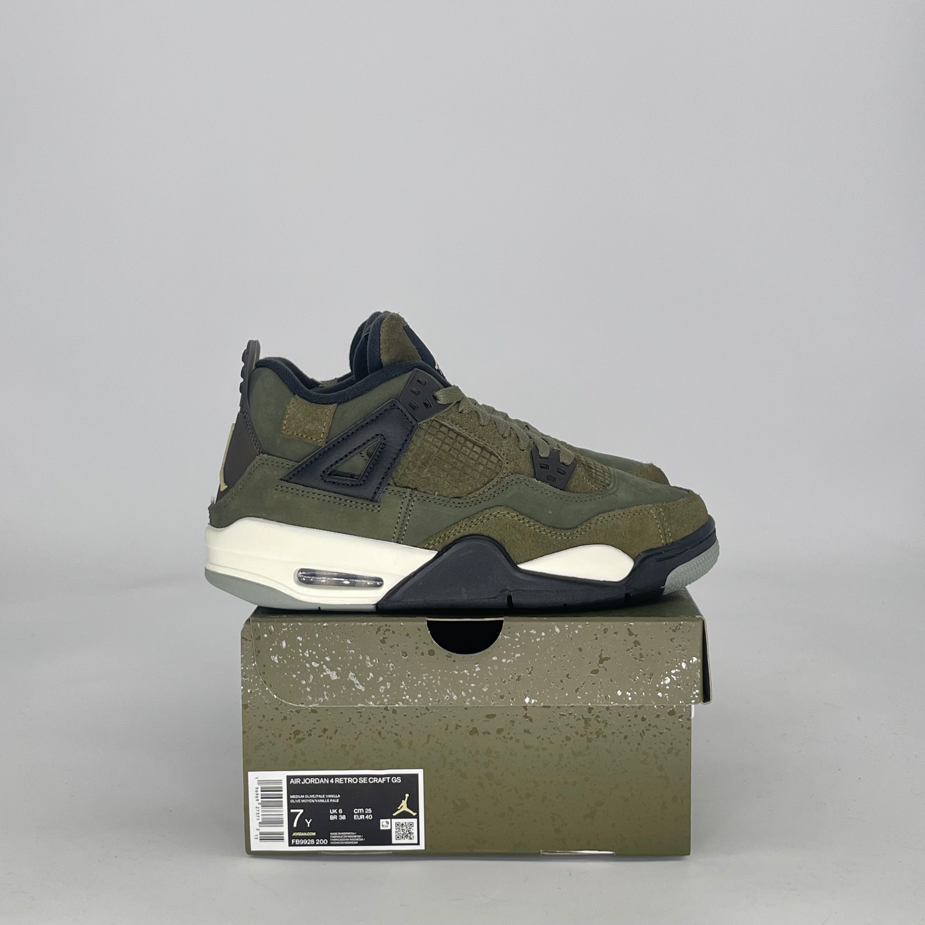 AIR JORDAN 4 CRAFT MEDIUM OLIVE FB9928-200 SIZE 7/8.5W GS