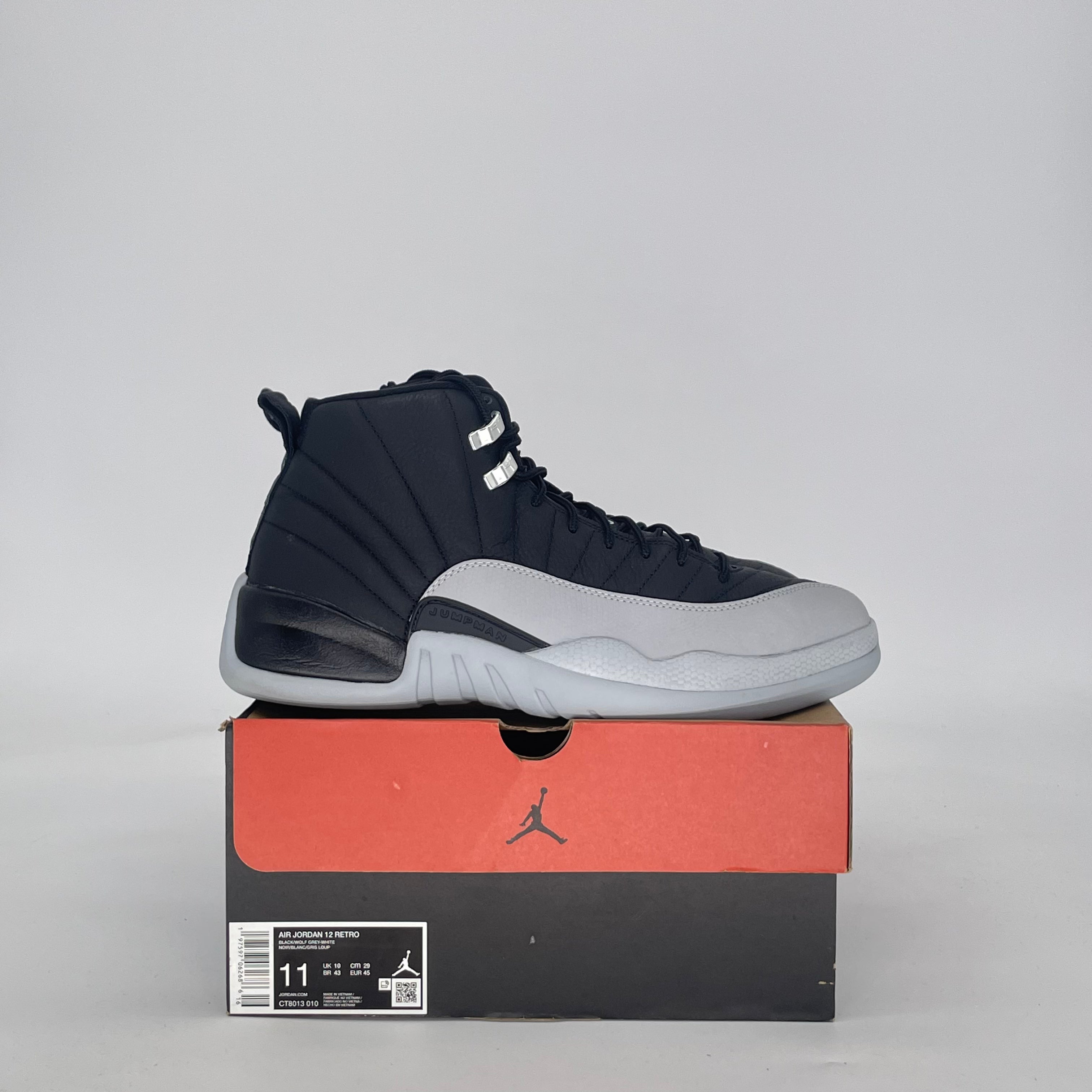 AIR JORDAN 12 BARONS CT8013-010 SIZE 11/12.5W