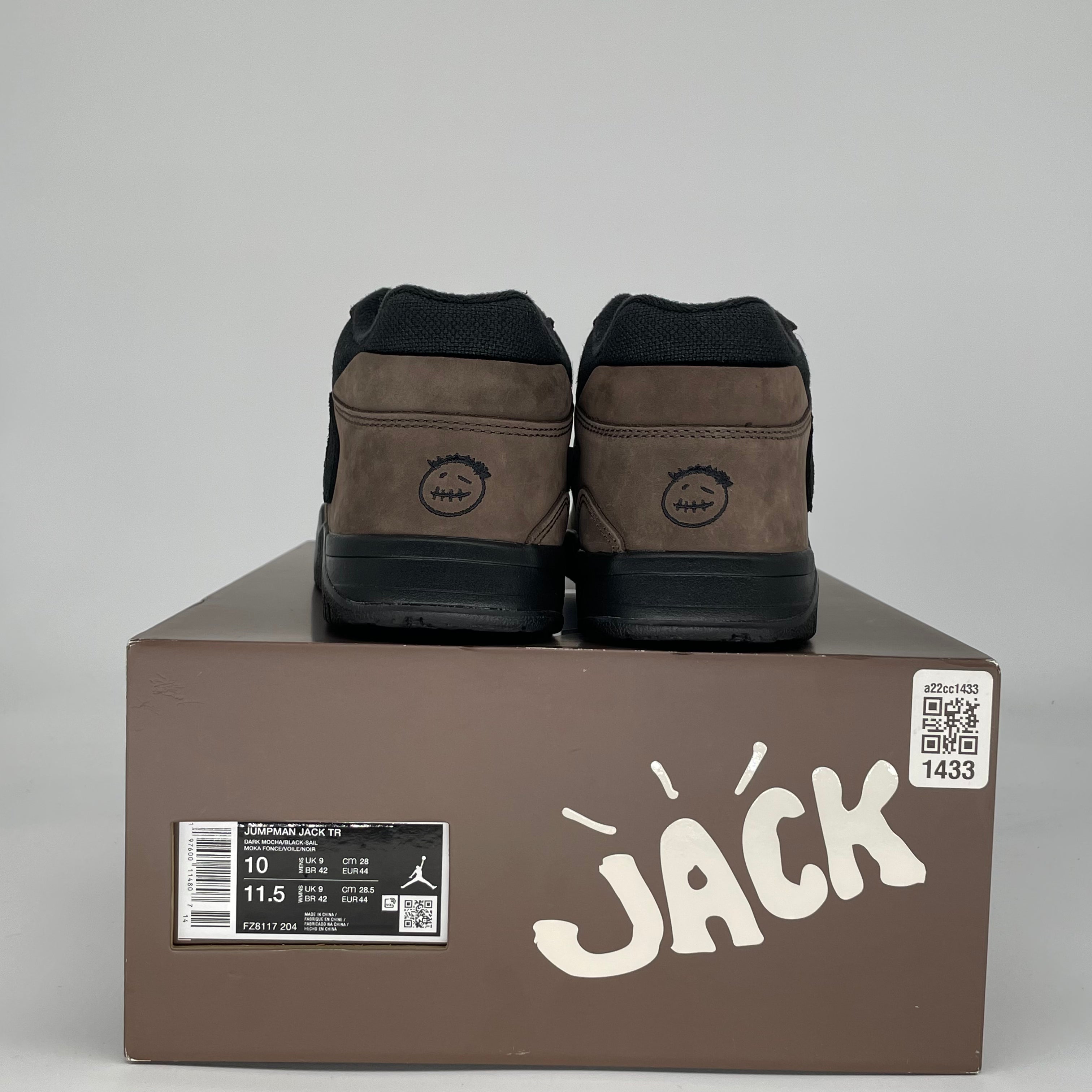 TRAVIS SCOTT X JORDAN JUMPMAN JACK TR DARK MOCHA FZ8117-204 SIZE 10/11.5W