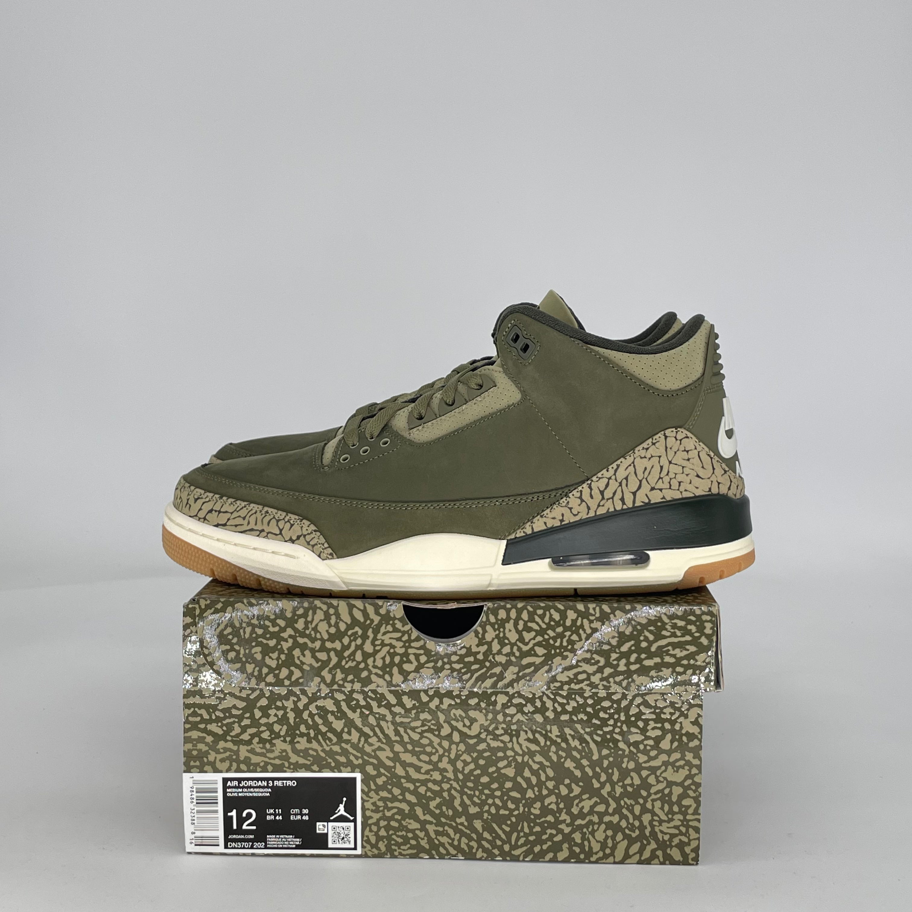 AIR JORDAN 3 FAMILY AFFAIR DN3707-202 SIZE 12/13.5W