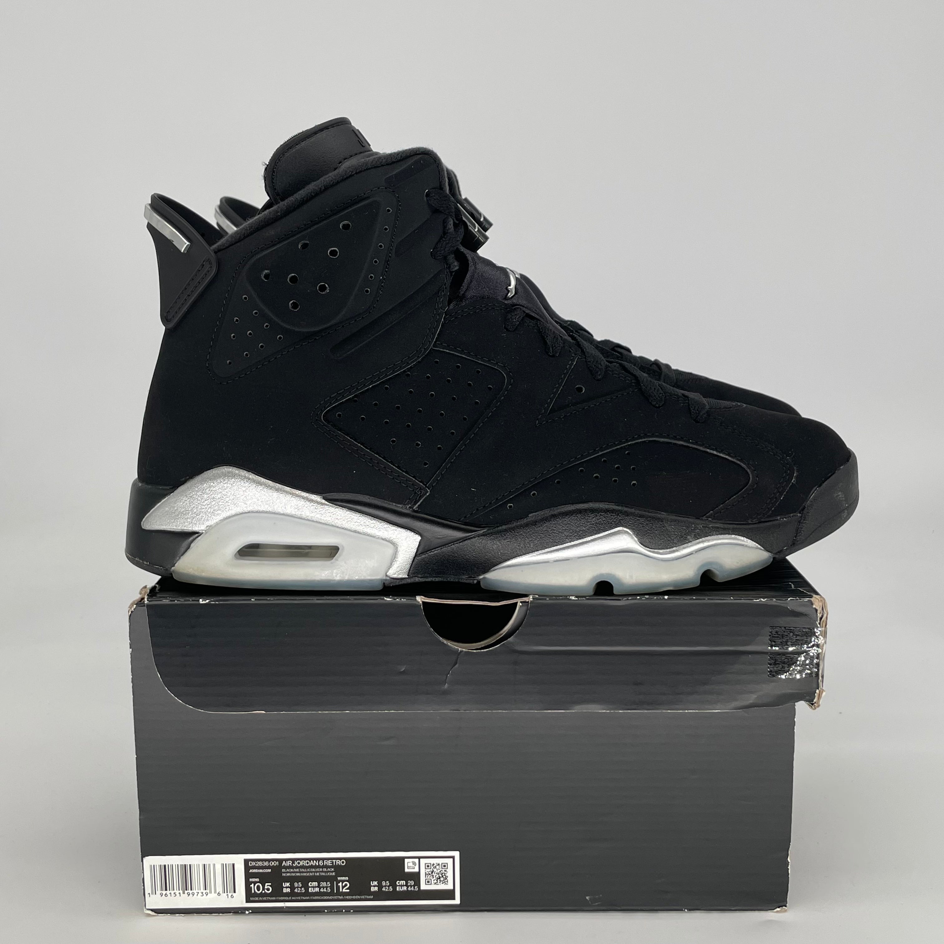 AIR JORDAN 6 CHROME DX2836-001 SIZE 10.5/12W