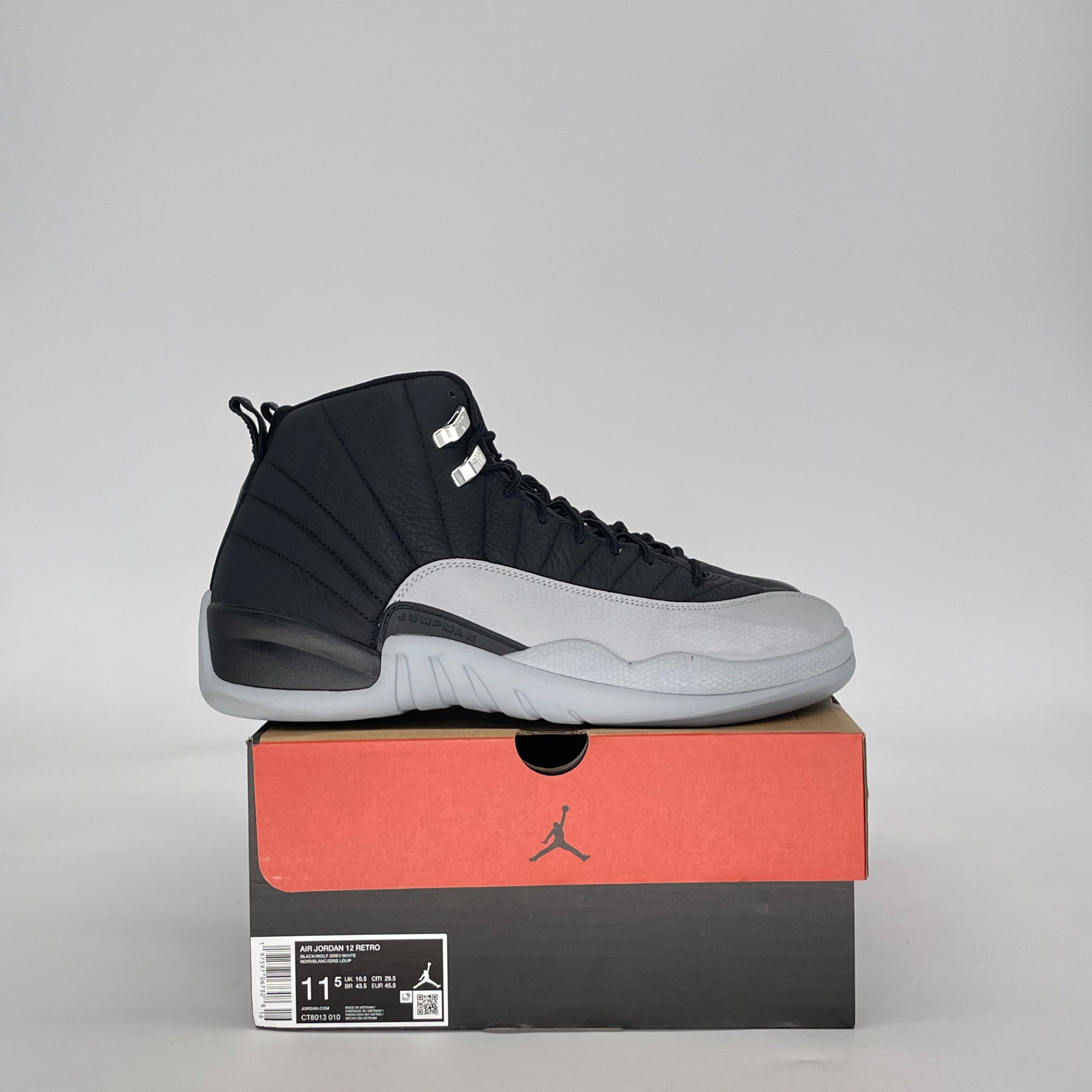 AIR JORDAN 12 BARONS CT8013-010 SIZE 11.5/13W