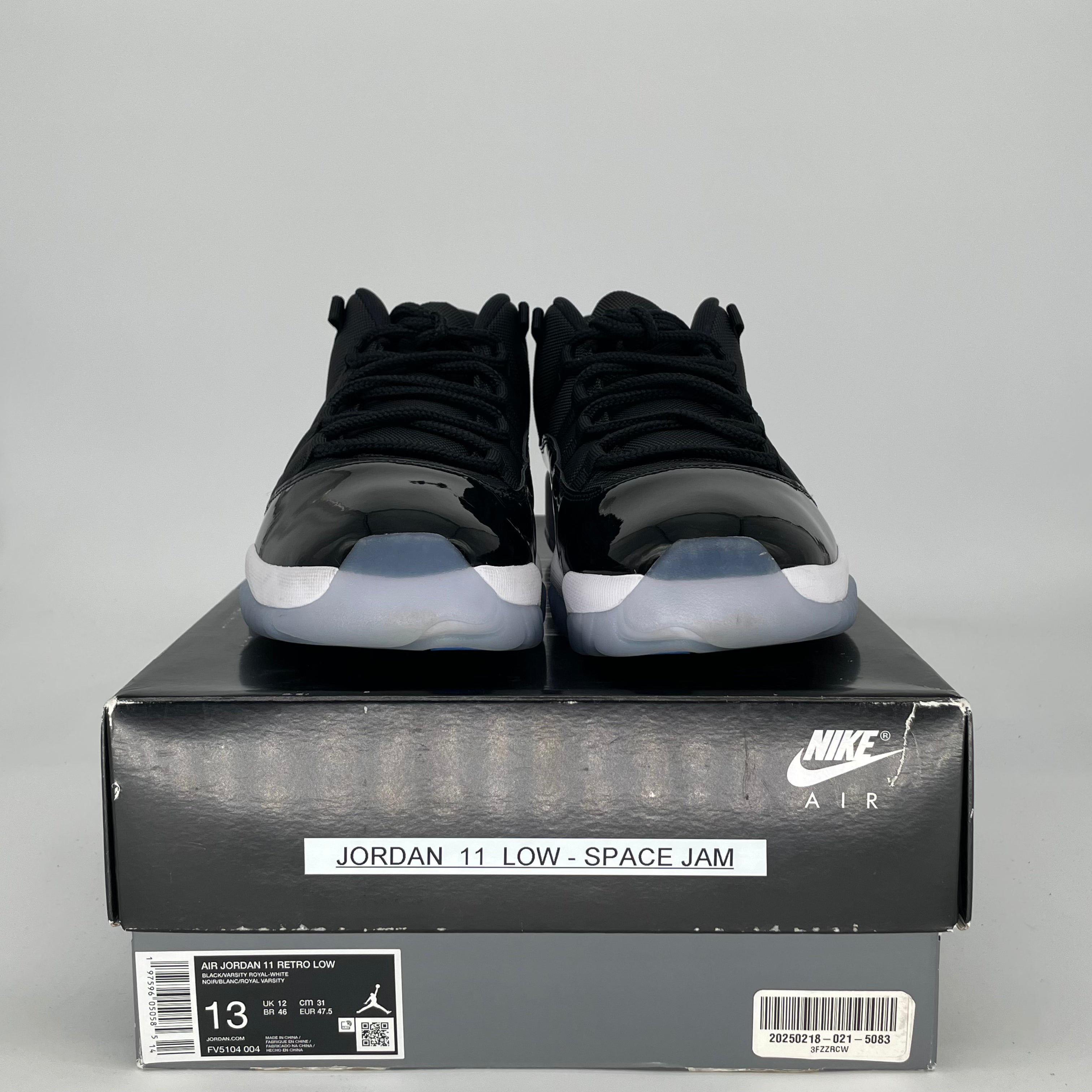 AIR JORDAN 11 LOW SPACE JAM FV5104-004 SIZE 13/14.5W