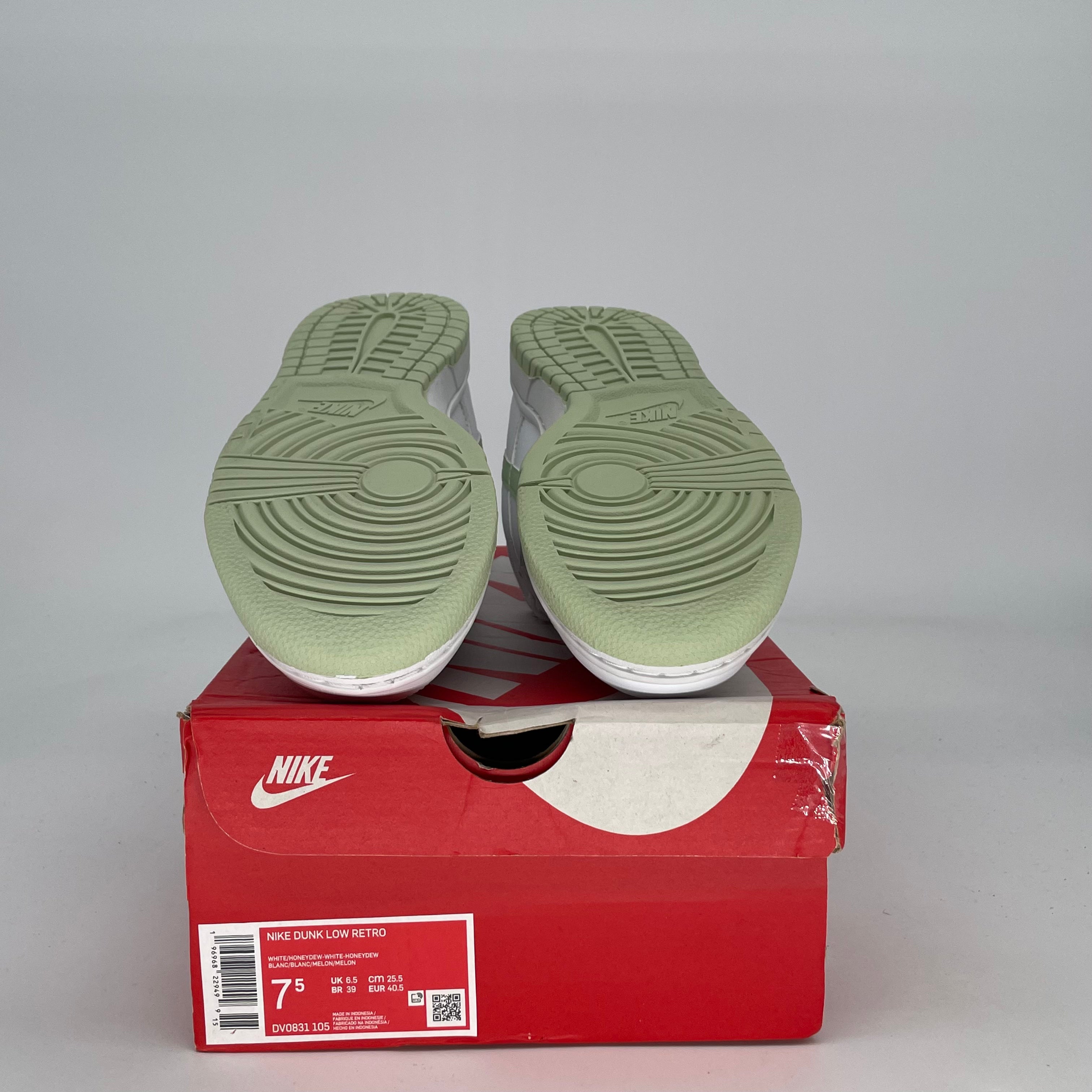NIKE DUNK LOW HONEYDEW DV0831-105 SIZE 7.5/9W