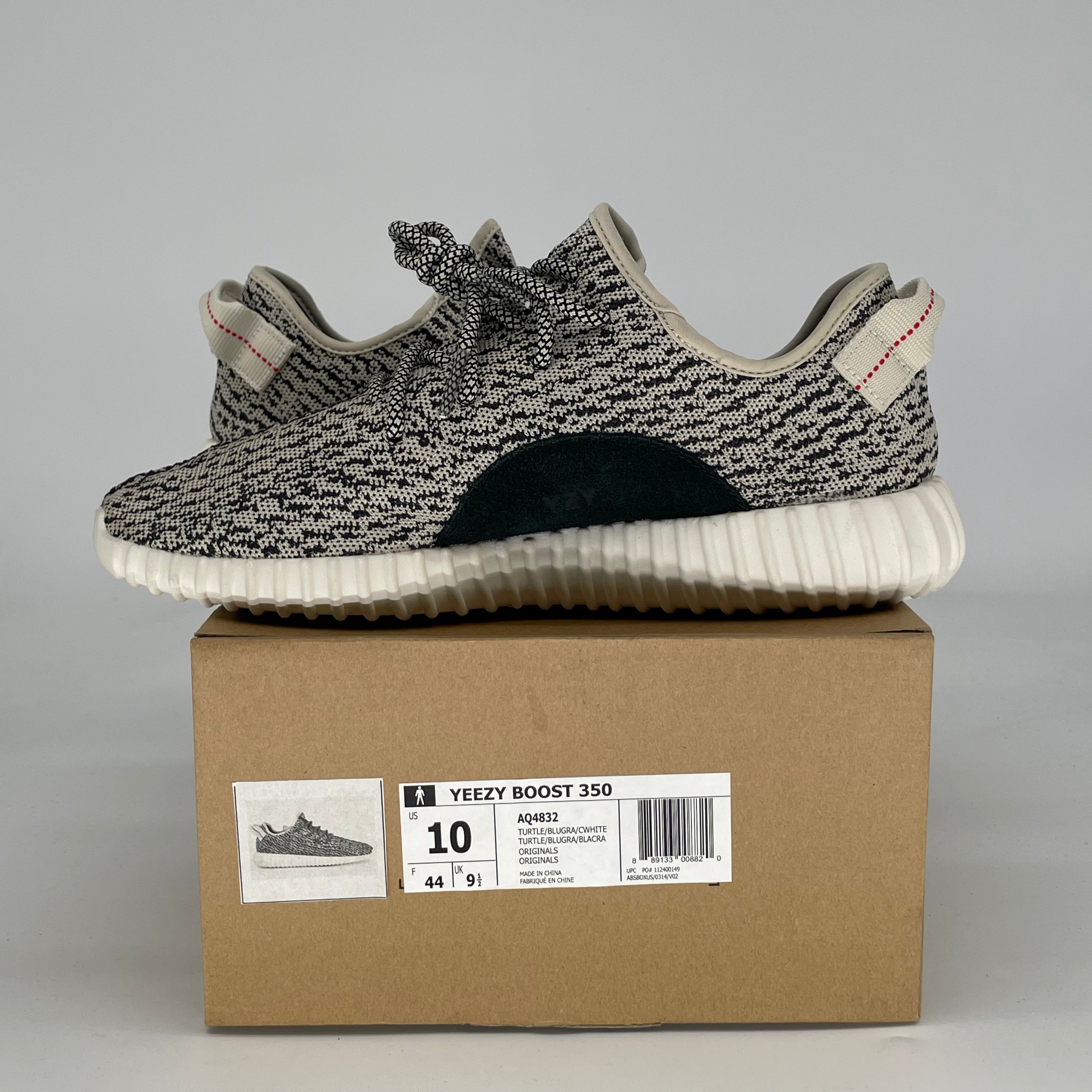 ADIDAS YEEZY 350 TURTLEDOVE AQ4832SIZE 10/11.5W