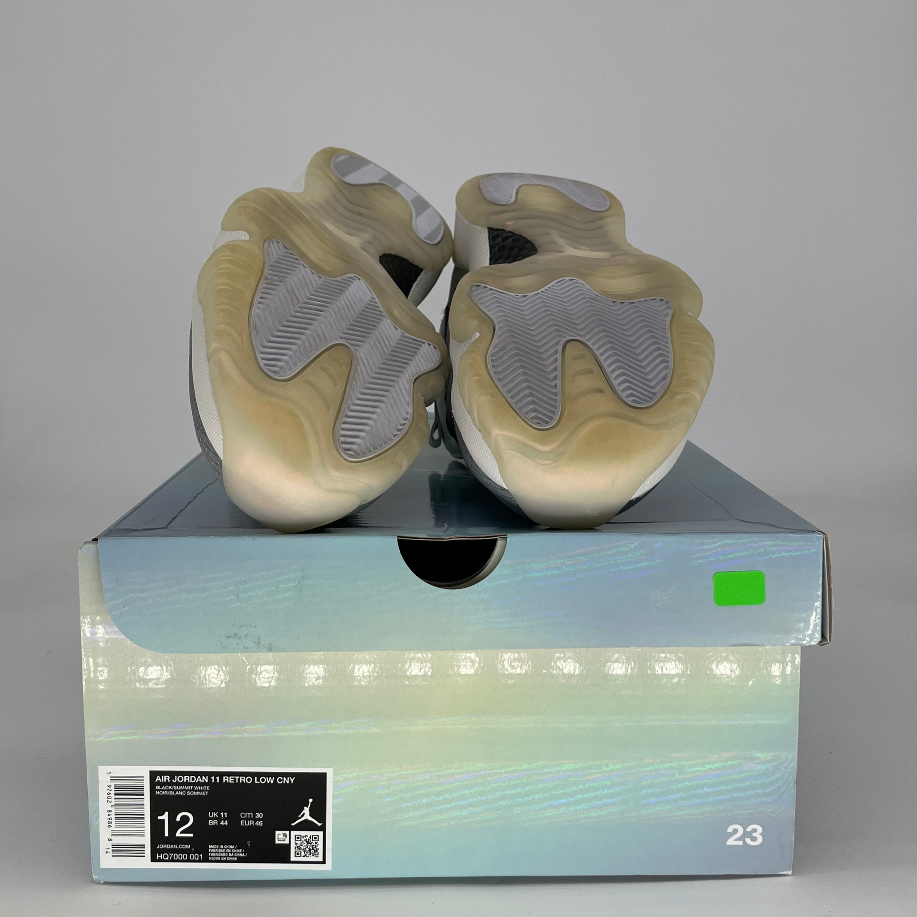 AIR JORDAN 11 LOW YEAR OF THE SNAKE HQ7000-001 SIZE 12/13.5W