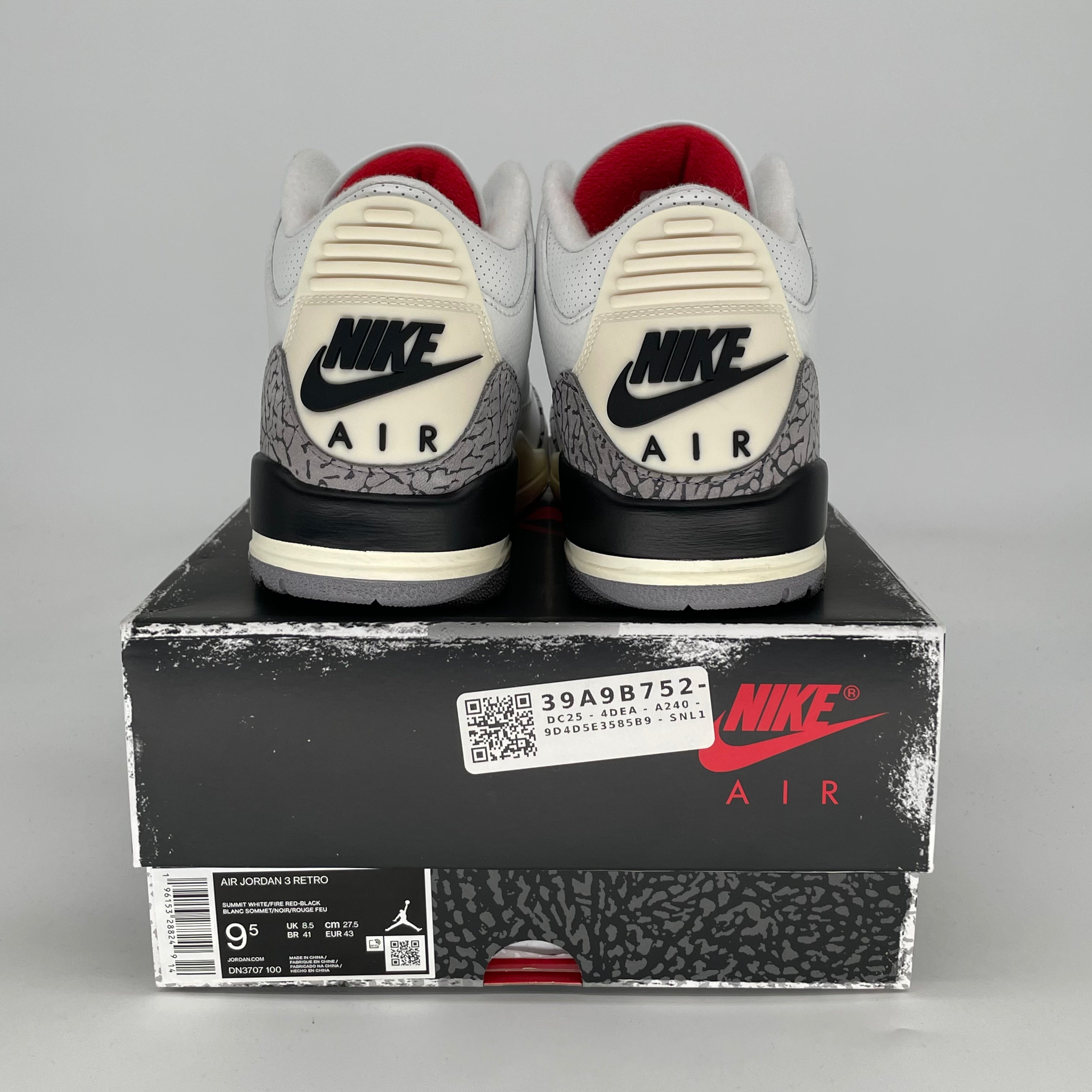 AIR JORDAN 3 WHITE CEMENT REIMAGINED DN3707-100 SIZE 9.5/11W