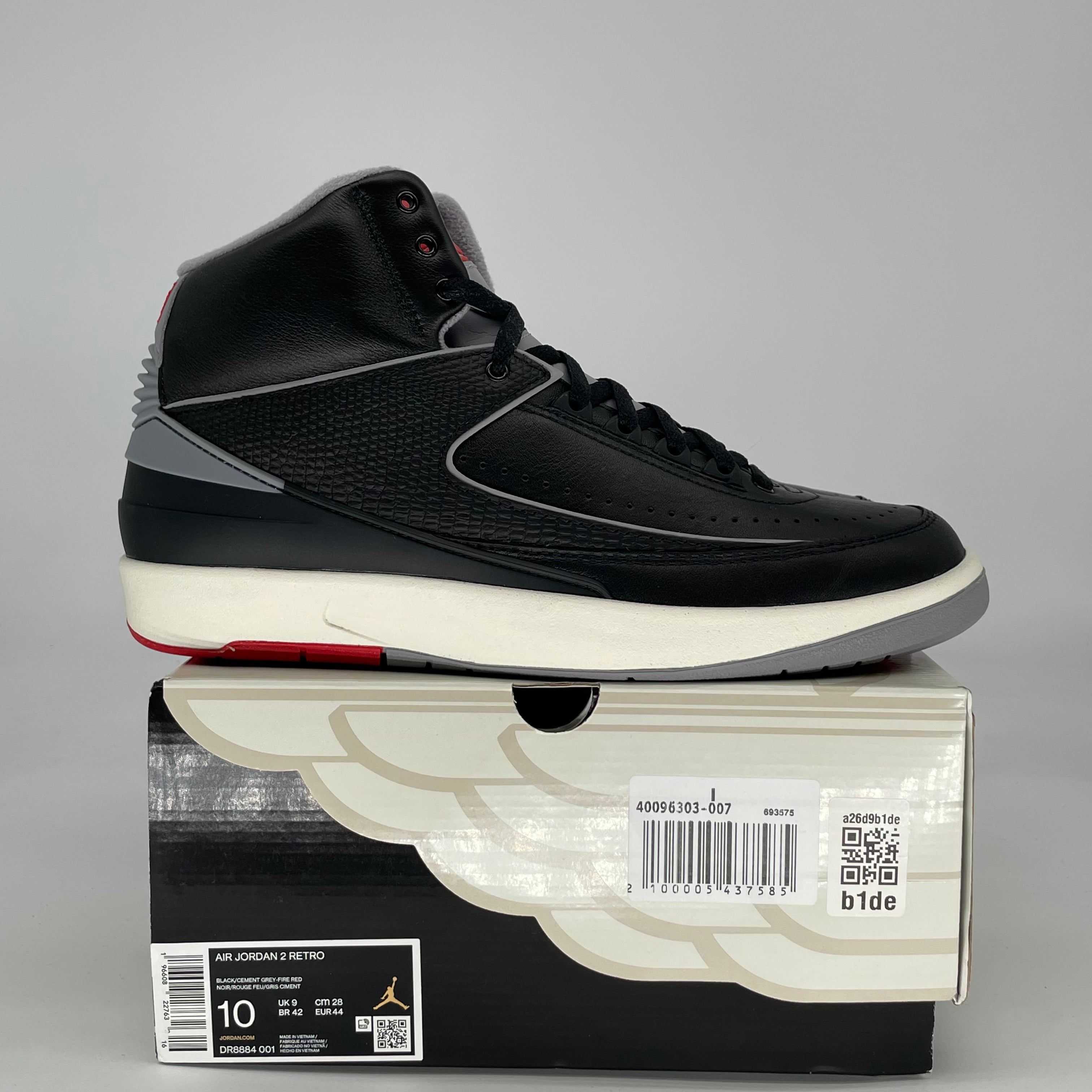 AIR JORDAN 2 BLACK CEMENT DR8884-001 SIZE 10/11.5W