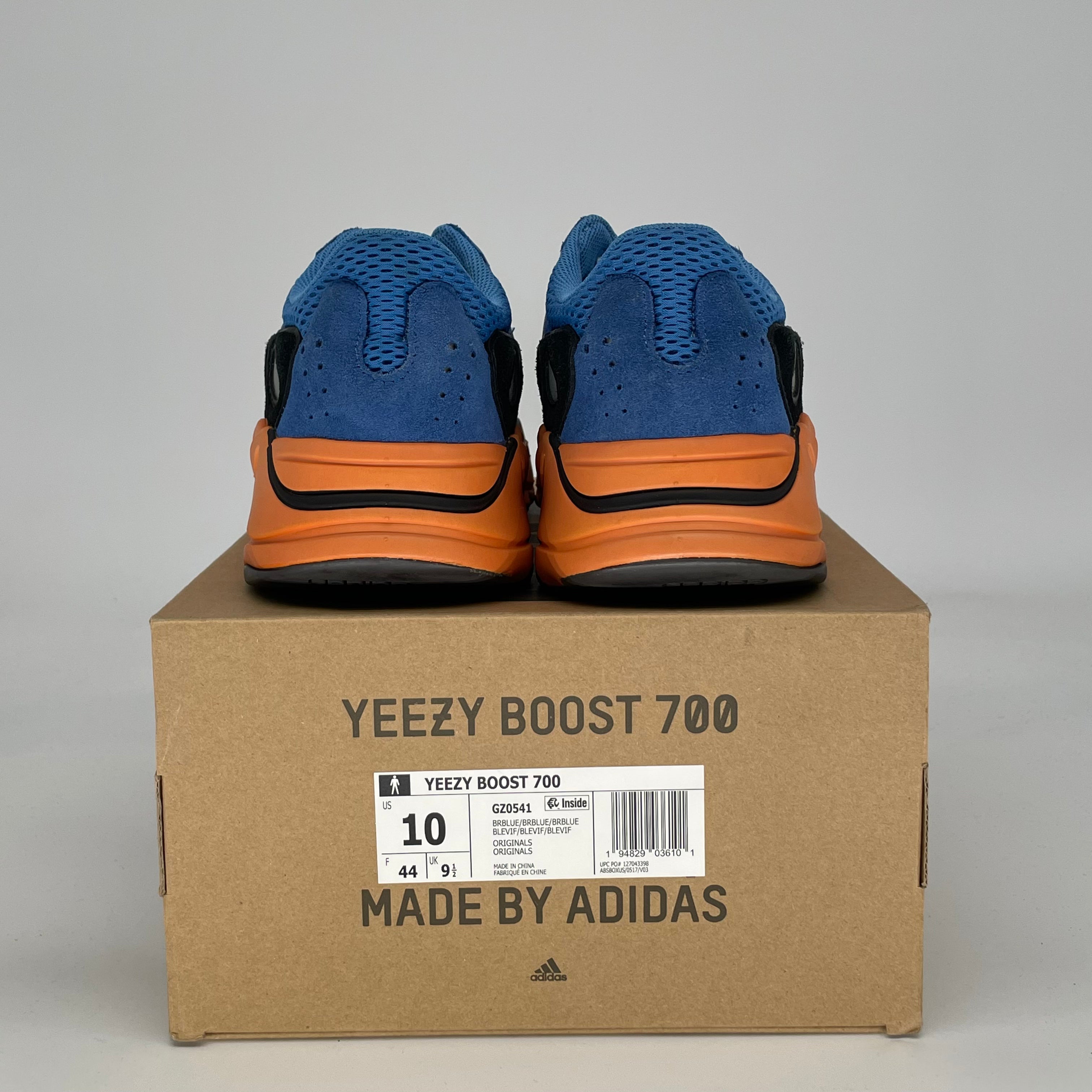 ADIDAS YEEZY 700 BRIGHT BLUE GZ0541 SIZE 10/11.5W